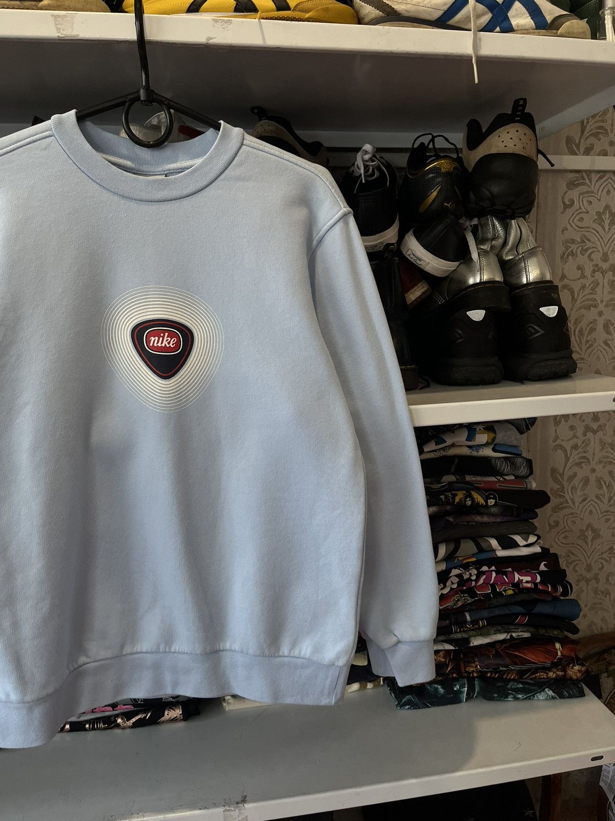 Nike Vintage NIKE Sweatshirt Crew Neck Center Swoosh Hoodie Size S / US 4 / IT 40 - 4 Thumbnail