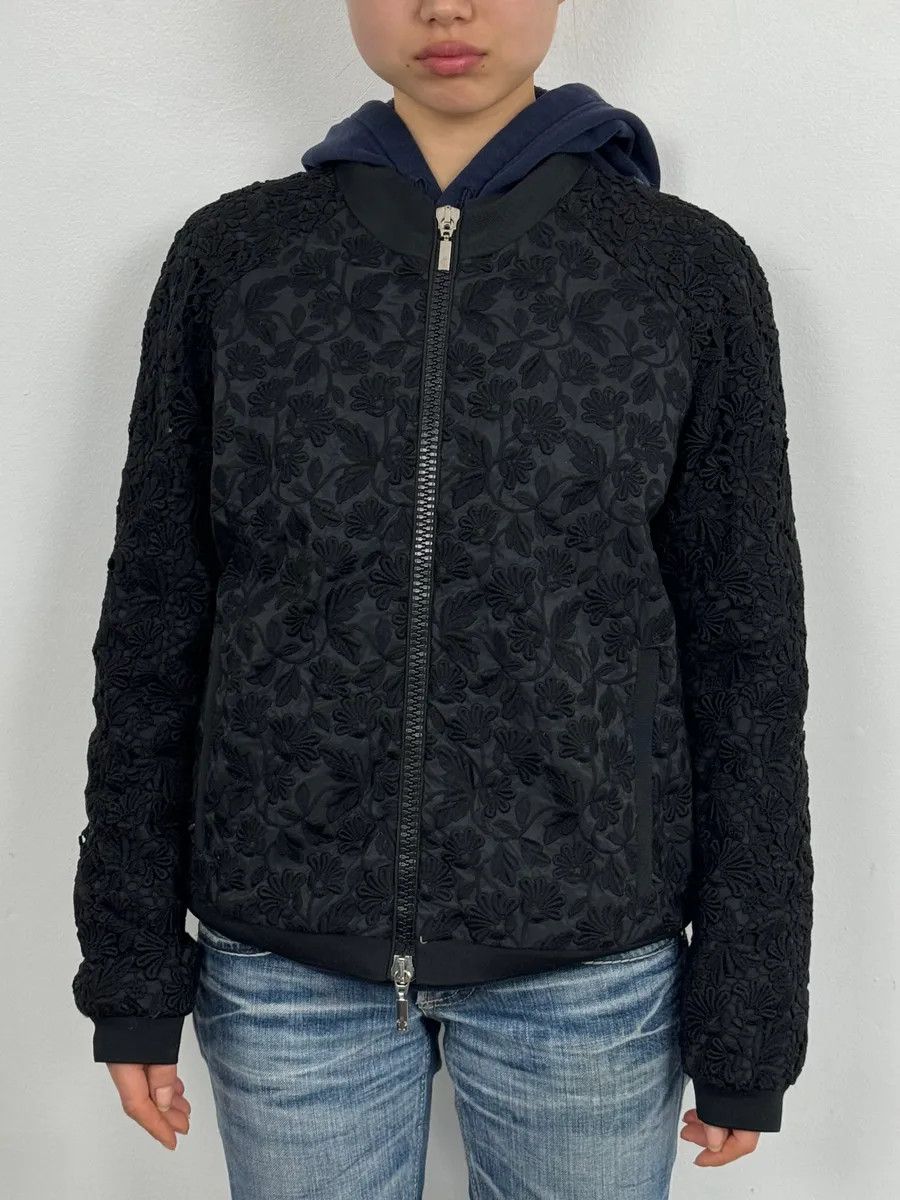 Moncler Moncler Black Flowers Embroidered Light Jacket Size US XS / EU 42 / 0 - 2 Thumbnail
