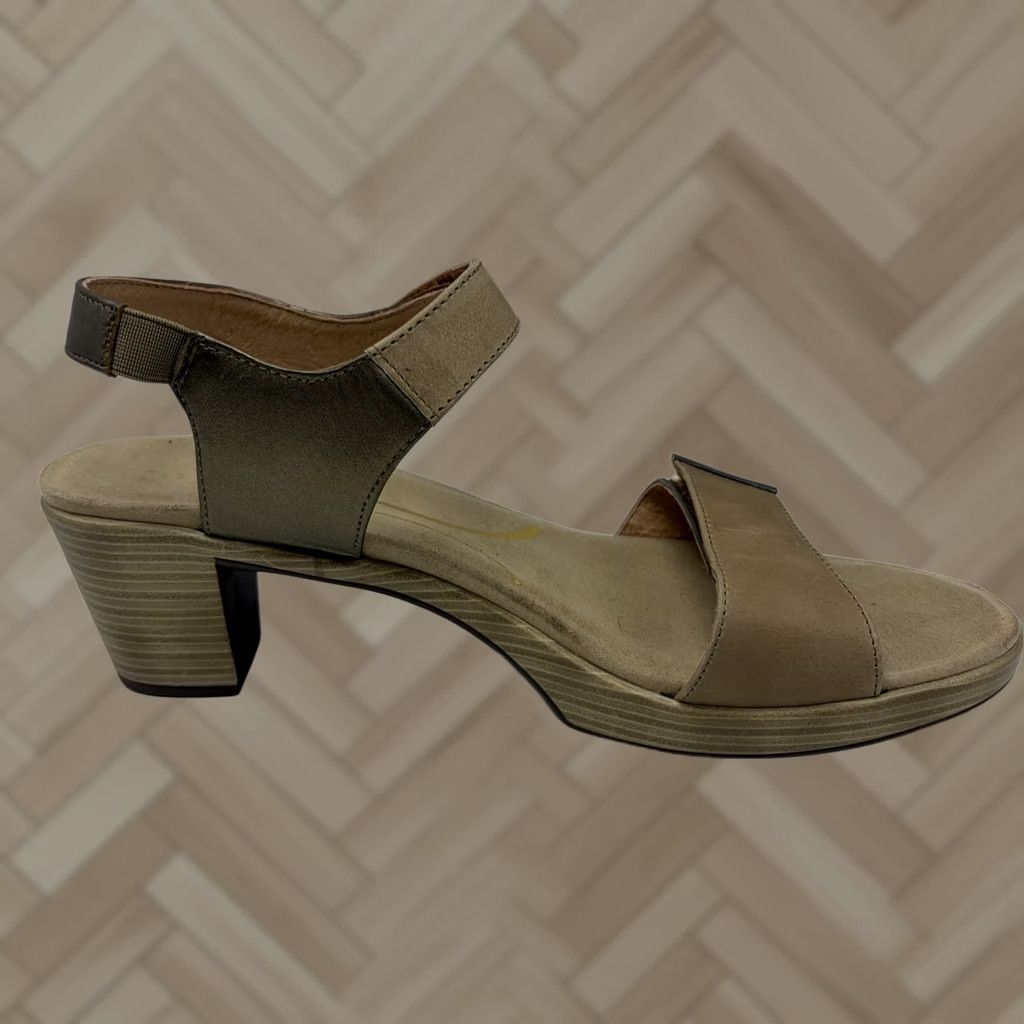 Vintage VINTAGE? Naot Sandal Womens 11 EU 42 Beige Leather Ankle Strap Block Heel Mid Slingback Adjustable Cushion Comfort Closed Toe? Size US 11 / IT 41 - 1 Thumbnail
