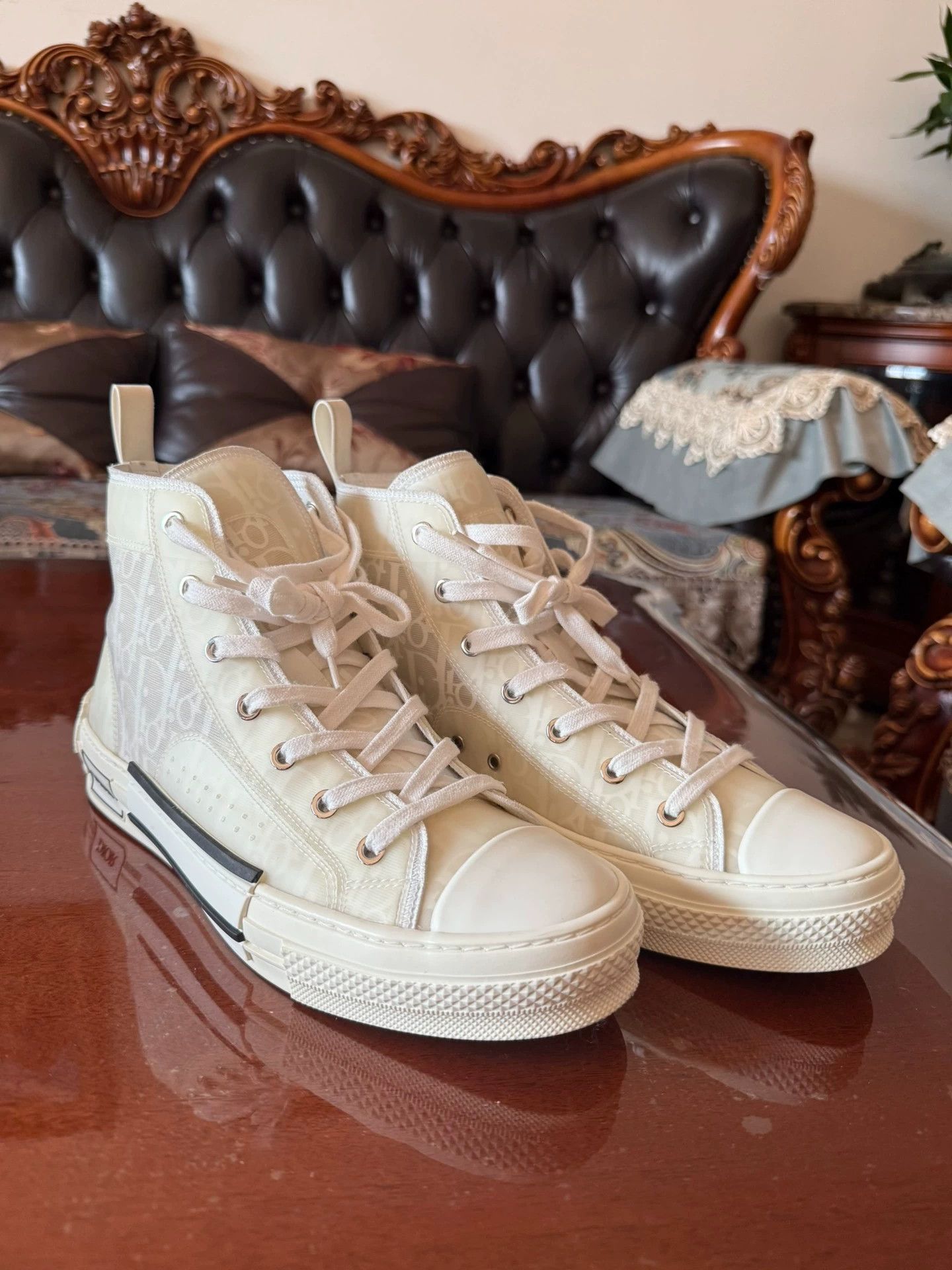 Dior Dior Full Logo Sneaker 41 Worn Once Authentic Size US 8 / EU 41 - 1 Thumbnail