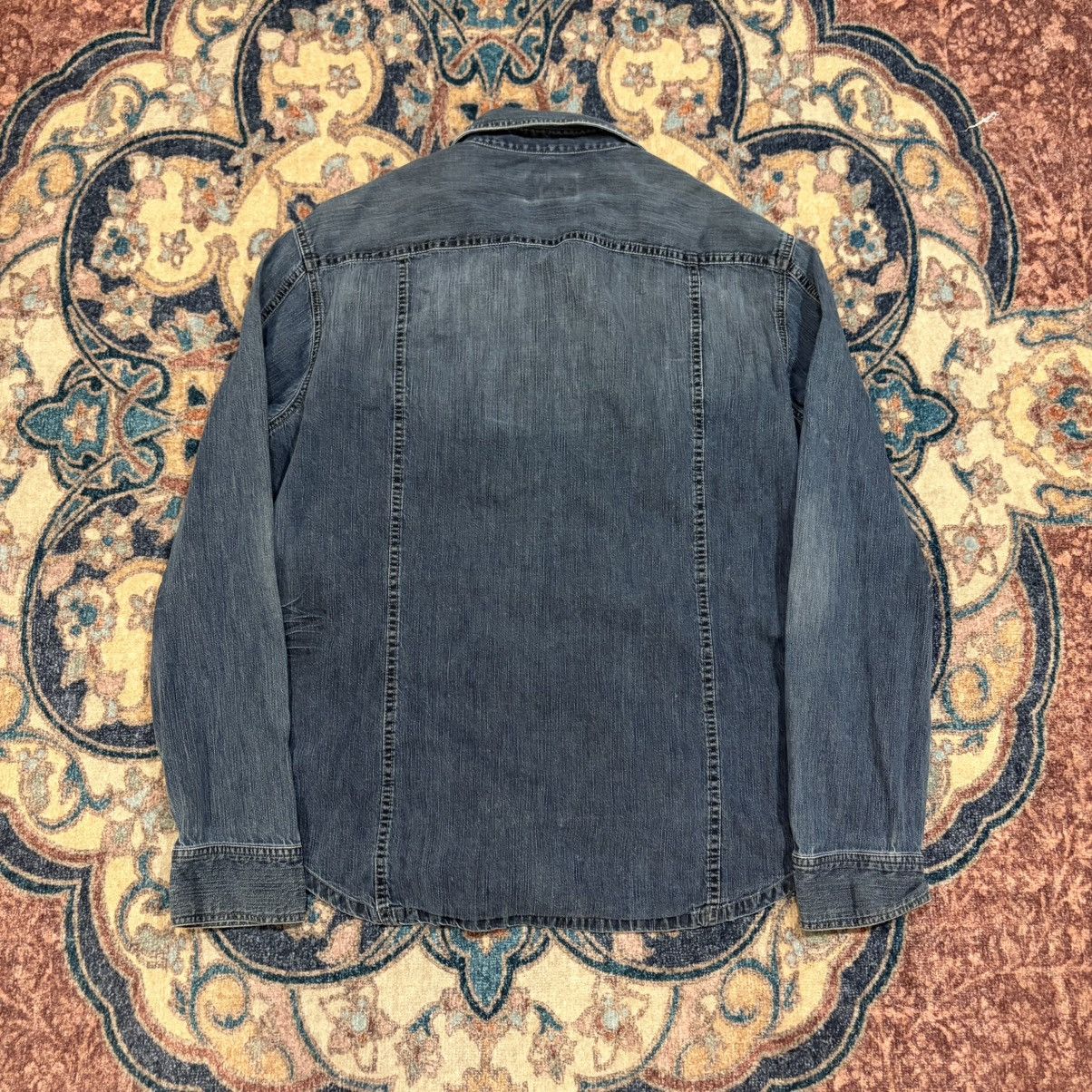 Armani Exchange Y2K Armani Exchange AX Denim Shirt Faded Sz L Size US L / EU 52-54 / 3 - 8 Thumbnail