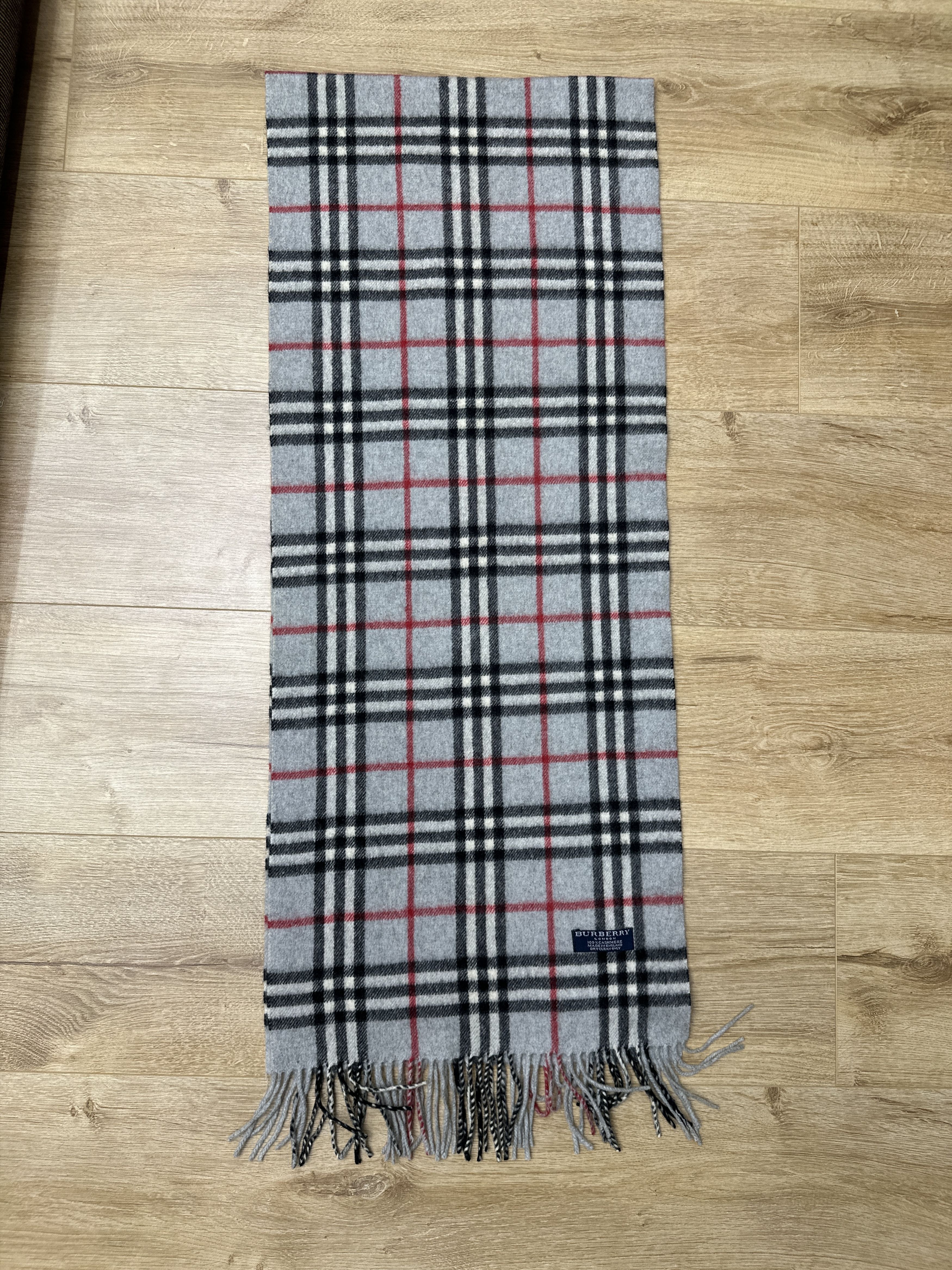 Burberry Archive Burberry London 100% Cashmere Check Scarf 180 x 35 Size ONE SIZE - 2 Thumbnail