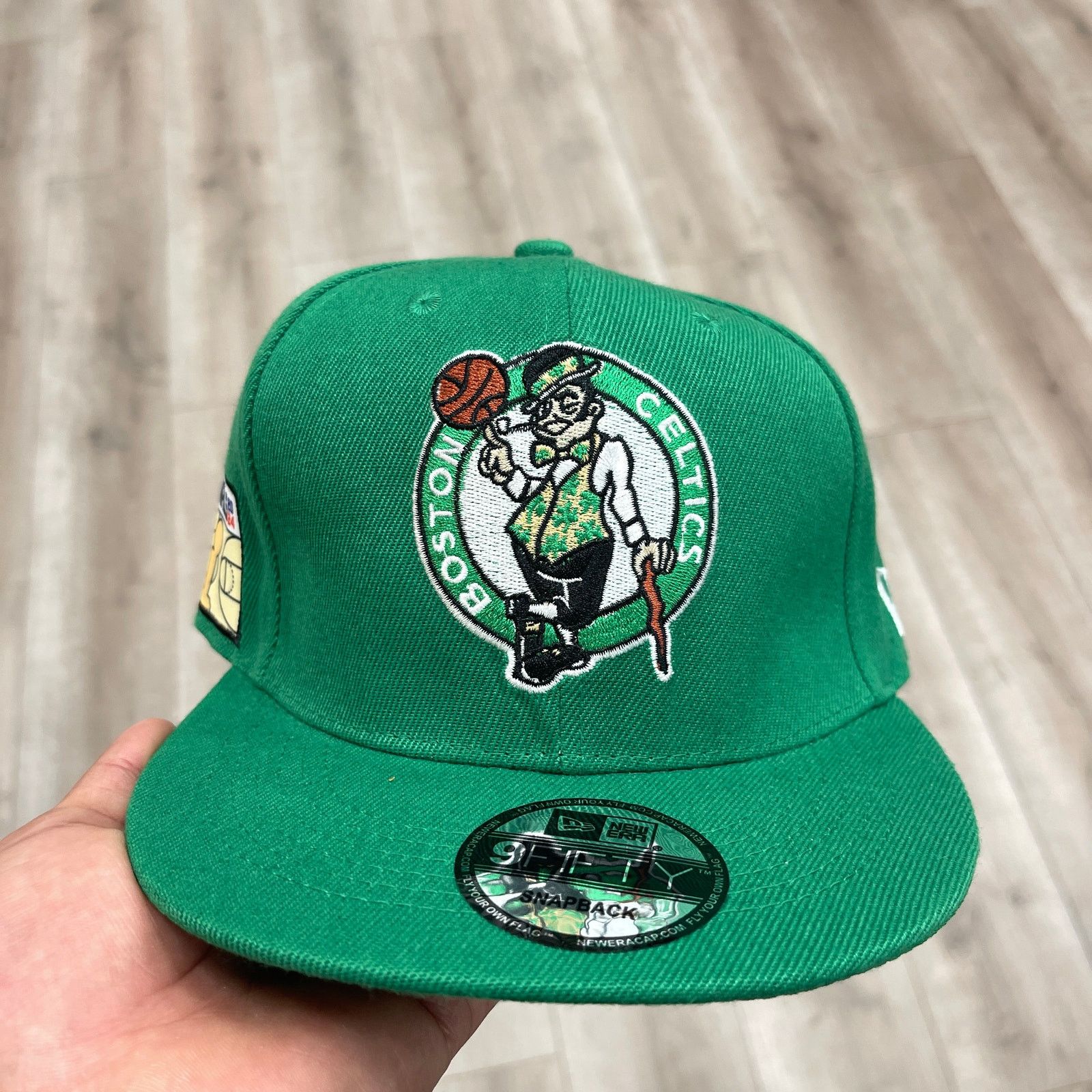 New Era Era 9FIFTY Boston Celtics snapback hat Kelly Green OSFA Size ONE SIZE - 2 Thumbnail