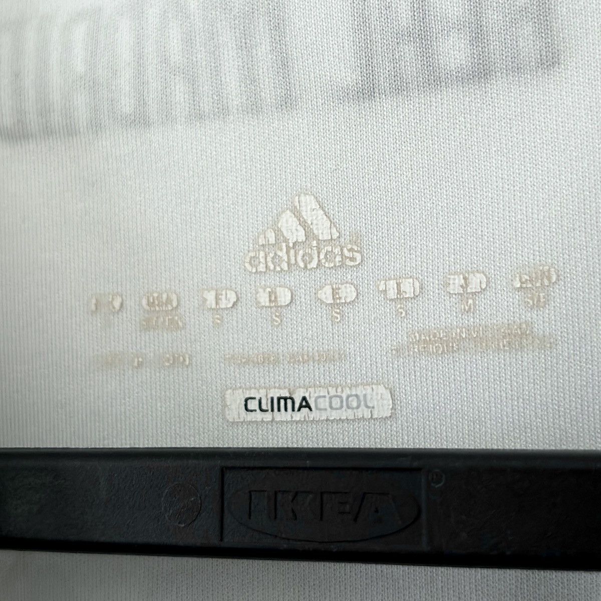 Adidas × Vintage 2010 2011 Real Madrid Ronaldo Adidas Home Kit Soccer Jersey Size US S / EU 44-46 / 1 - 7 Thumbnail