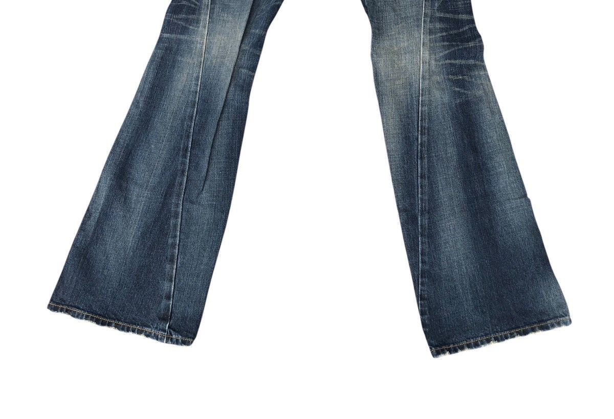 Lee × Vintage 🔥Hard to find 🔥Vintage Lee Flare Jeans💥 Size US 30 / EU 46 - 4 Thumbnail
