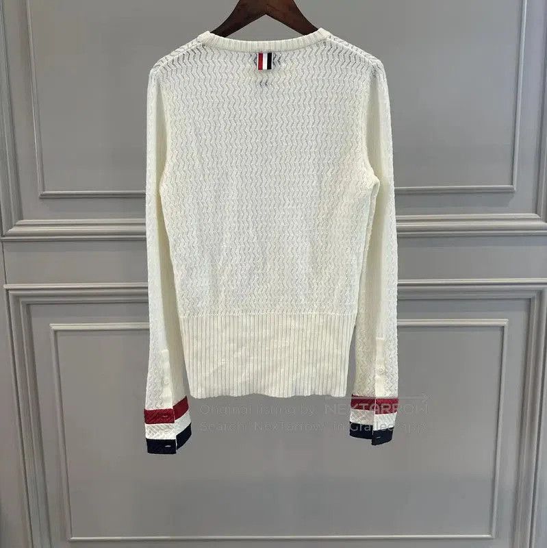 Thom Browne Thom Browne Women's Cream Wool Long Sleeve Sweater . Size S / US 4 / IT 40 - 2 Thumbnail