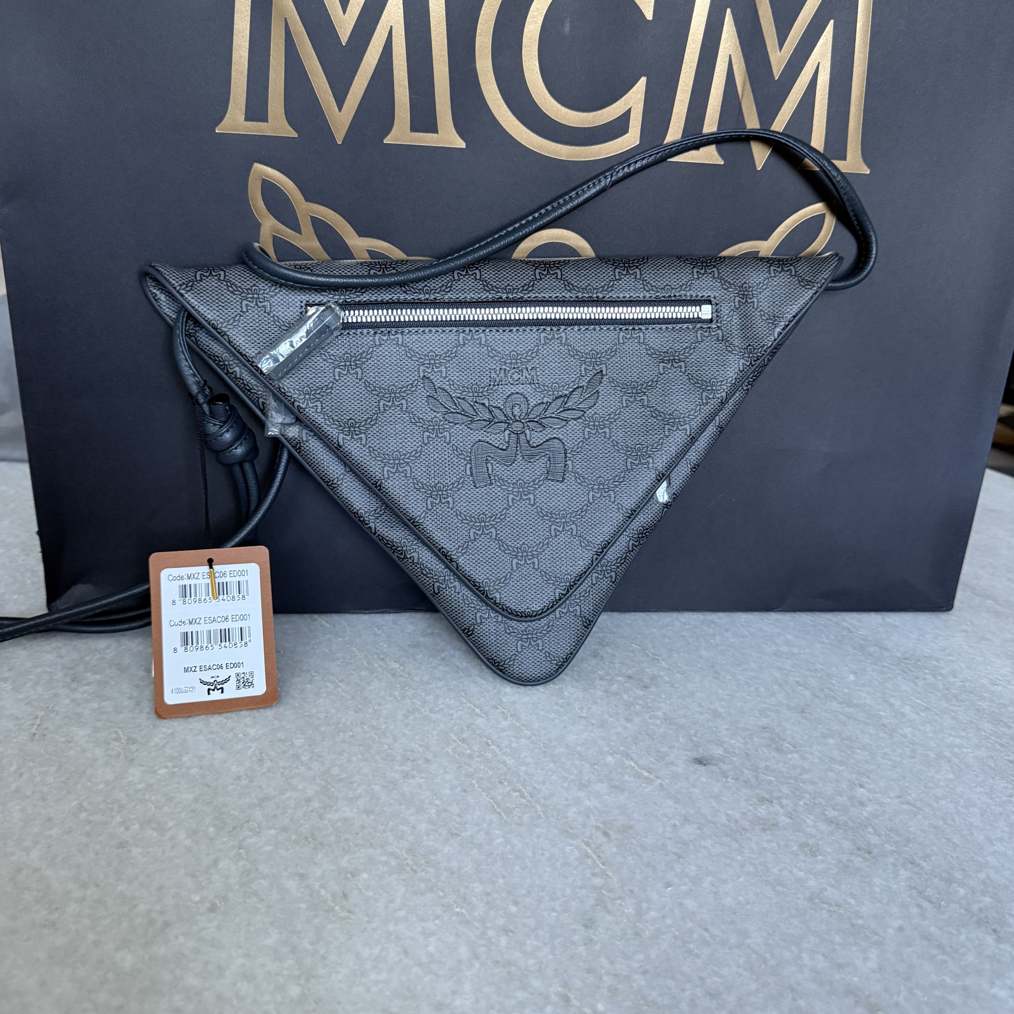 MCM MCM Gray Canvas and leather Triangle Shoulder Bag Size ONE SIZE - 9 Thumbnail