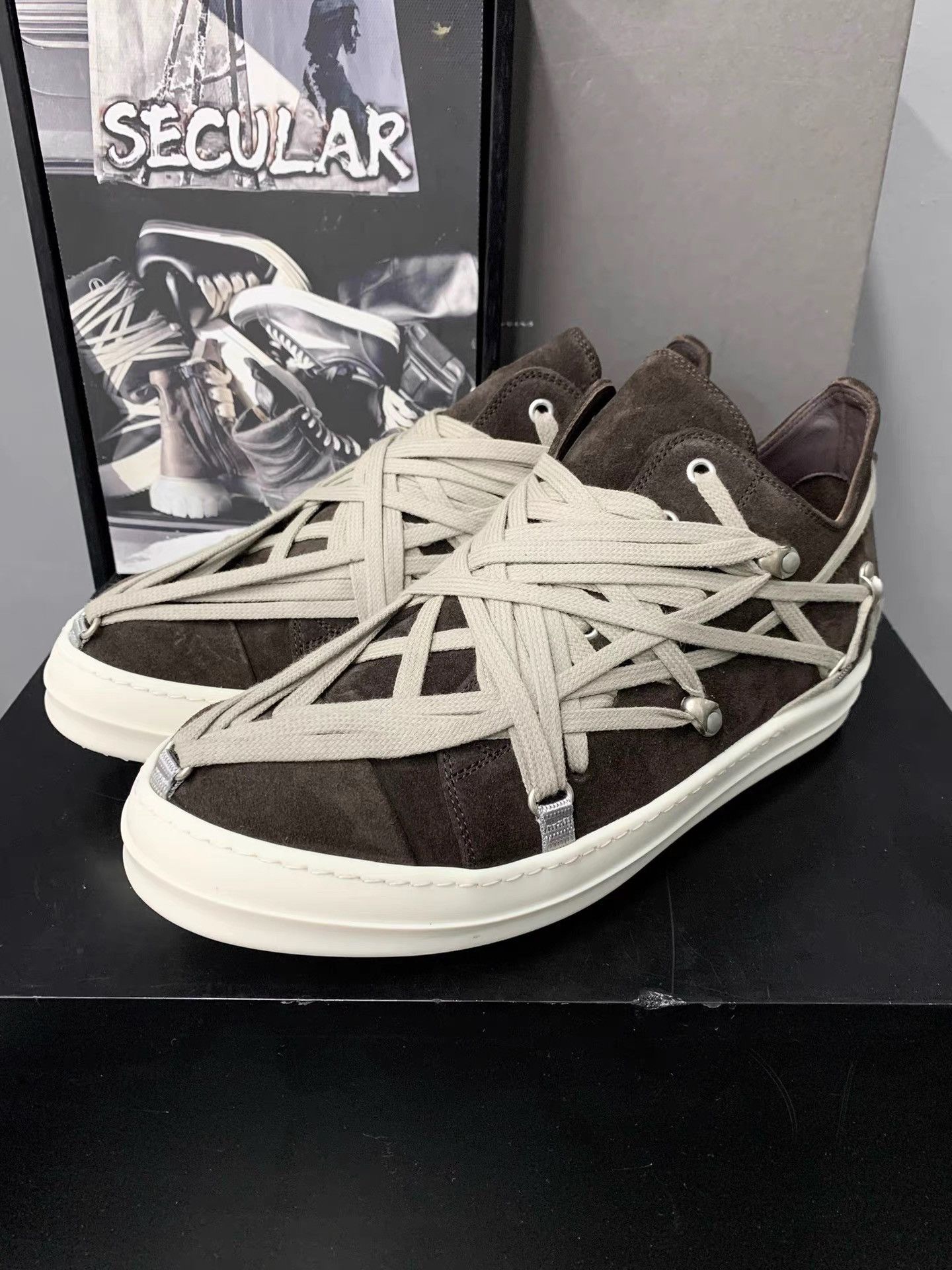 Rick Owens Rick Owens 25SS Crazy Lace Low-Top Big Converse Sneakers K34 Size US 8 / EU 41 - 1 Thumbnail