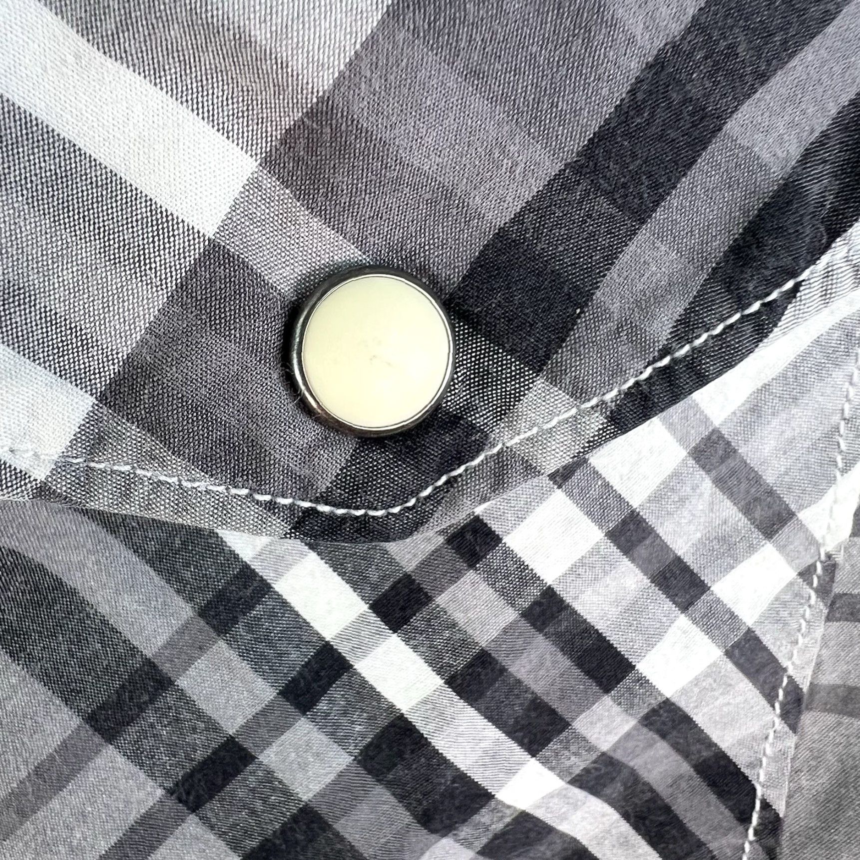 American Eagle Outfitters VINTAGE American Eagle Outfitters Western Pearl Snap Shirt Men’s L Gray Long Sleeve 90s Casual Plaid Mens Size US L / EU 52-54 / 3 - 4 Thumbnail