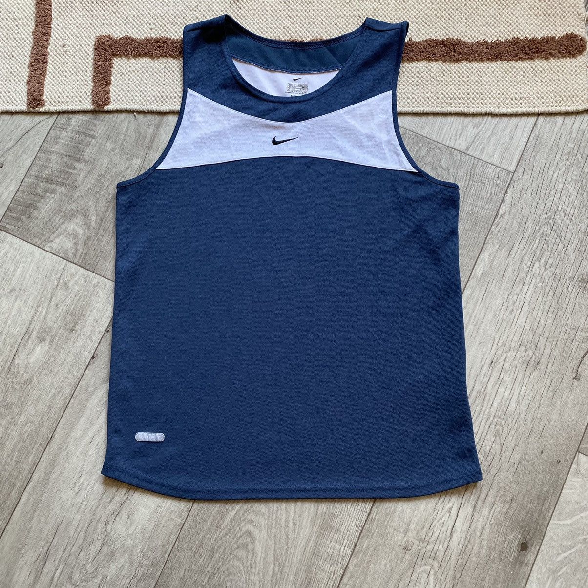 Nike NIKE Y2K DRILL DRI FIT CENTRE SWOOSH TANK TOP Size US S / EU 44-46 / 1 - 1 Thumbnail