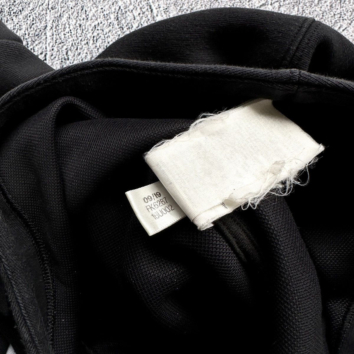 Reebok Men’s Hoodie Reebok Black Size: M Size US M / EU 48-50 / 2 - 13 Thumbnail