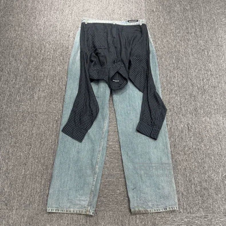 Balenciaga Balenciaga size M Shirt Decorated Patchwork Denim Pants Size US 27 - 5 Thumbnail