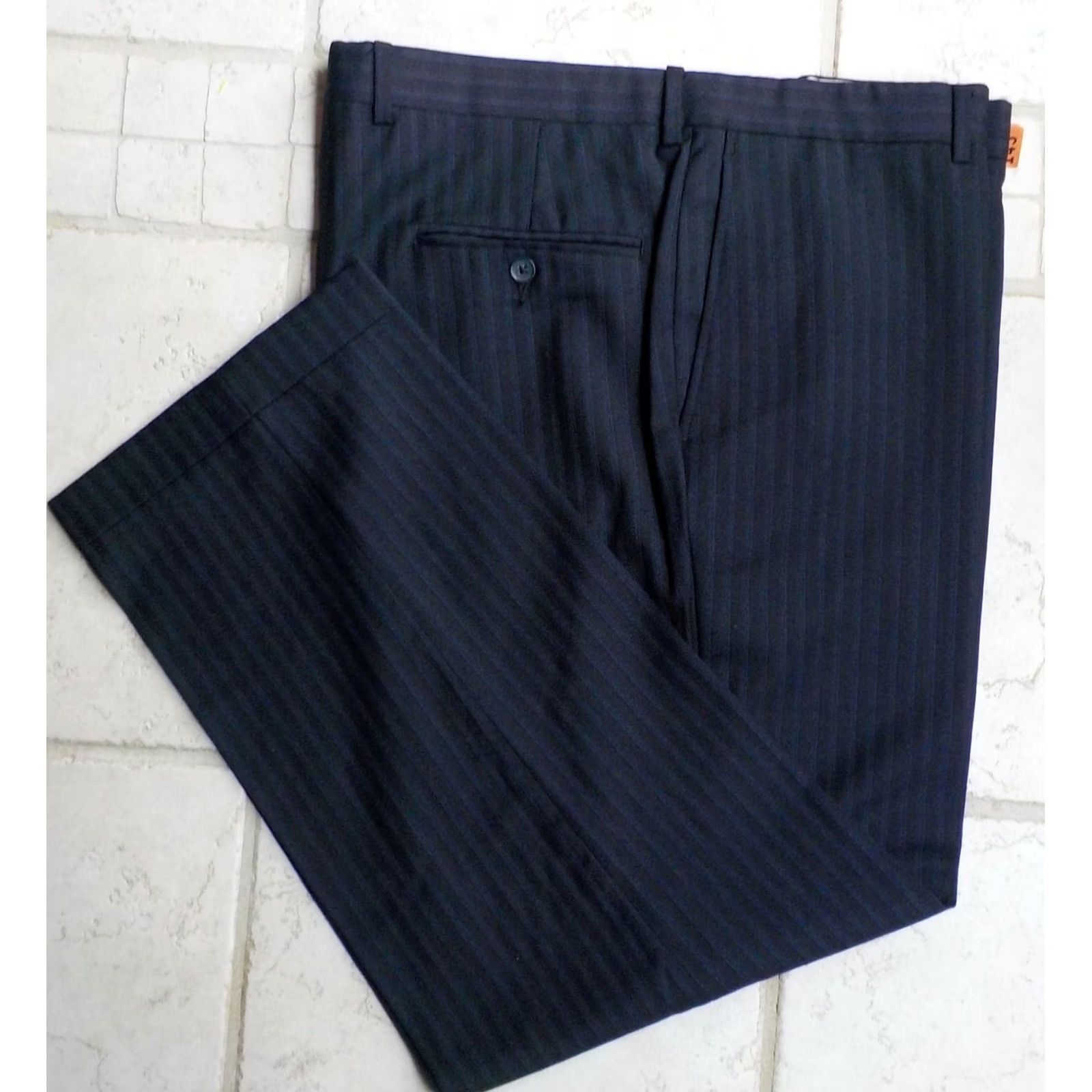 Jack Victor Jack Victor Collection Navy Blue Pinstripe Flat Front 2 Piece Suit 42R 36X28.5 Mens Wool Navy Pinstripe 2 Button Suit Size 42R - 5 Thumbnail