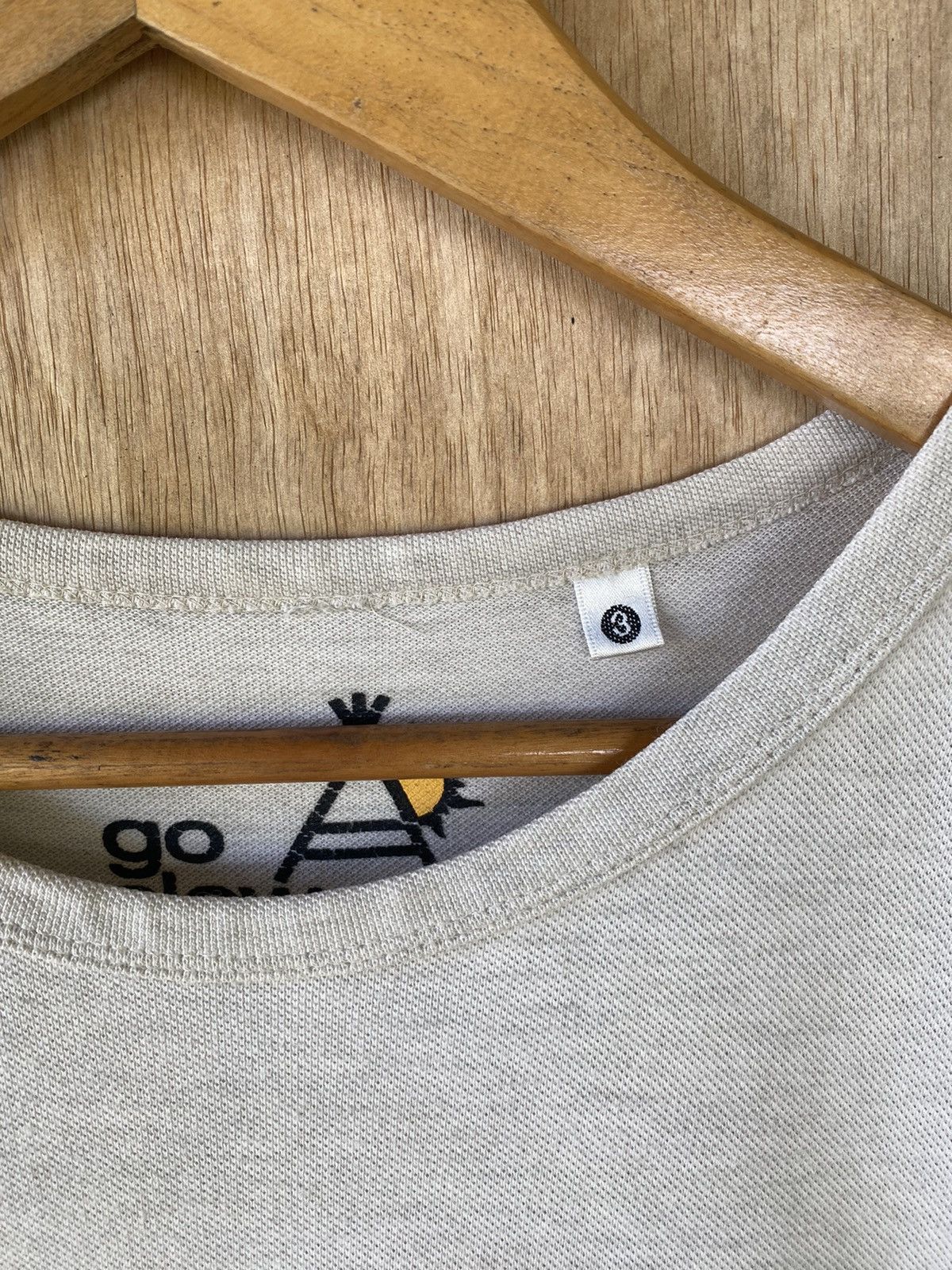 go slow caravan 🔥SALE🔥GO SLOW CARAVAN SHIRTS NICE DESIGN Size US L / EU 52-54 / 3 - 8 Thumbnail