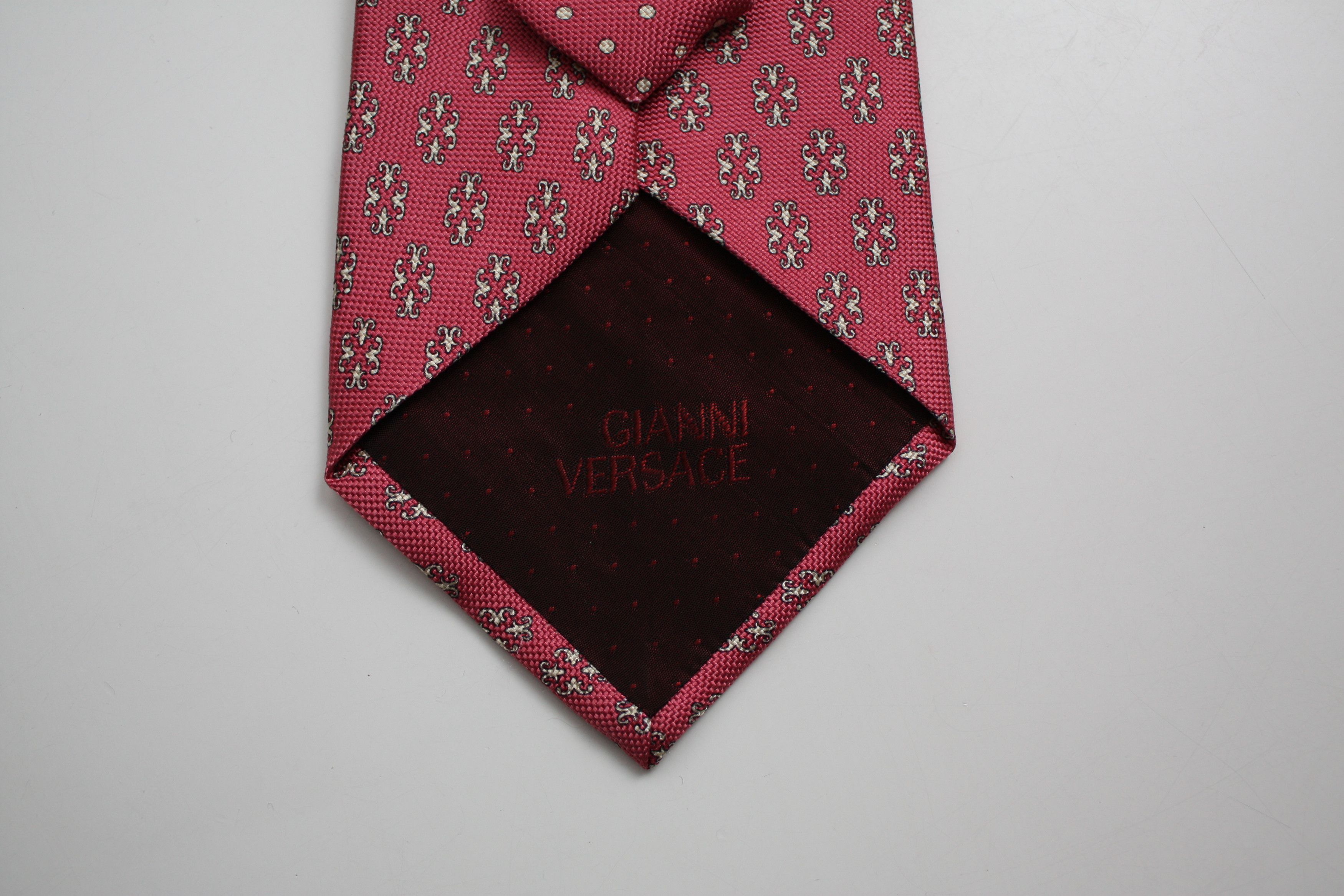Versace Gianni Versace Pink Silk Tie Made In Italy Size ONE SIZE - 3 Thumbnail