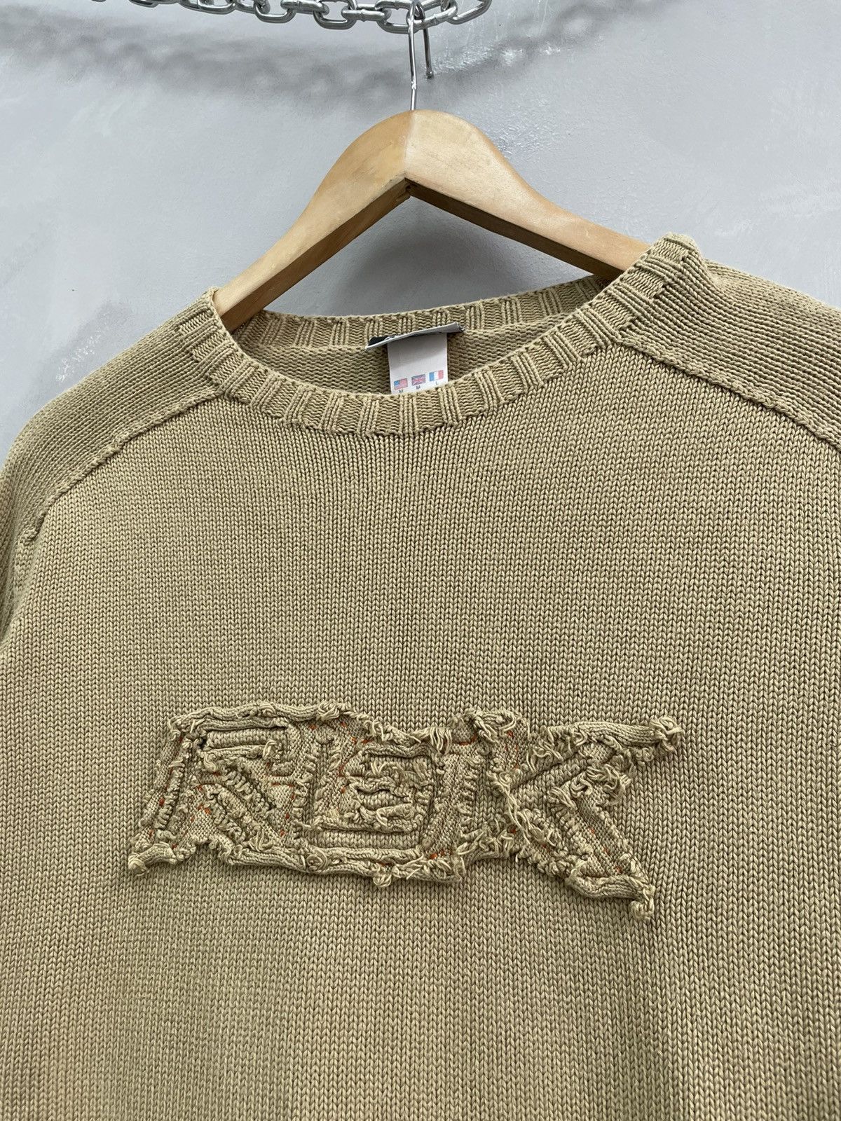 Reebok Retro reebok central logo sweater sweatshirt y2k Size US L / EU 52-54 / 3 - 4 Thumbnail