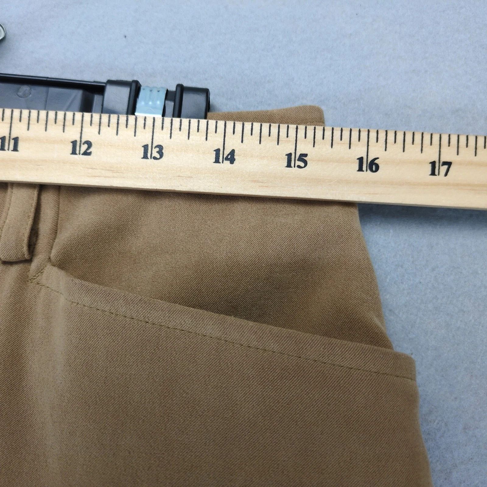 Liz Claiborne Liz Claiborne Sport Tan Faux Suede Pencil Midi Skirt Sz 12 Size 34" / US 12 / IT 48 - 7 Thumbnail