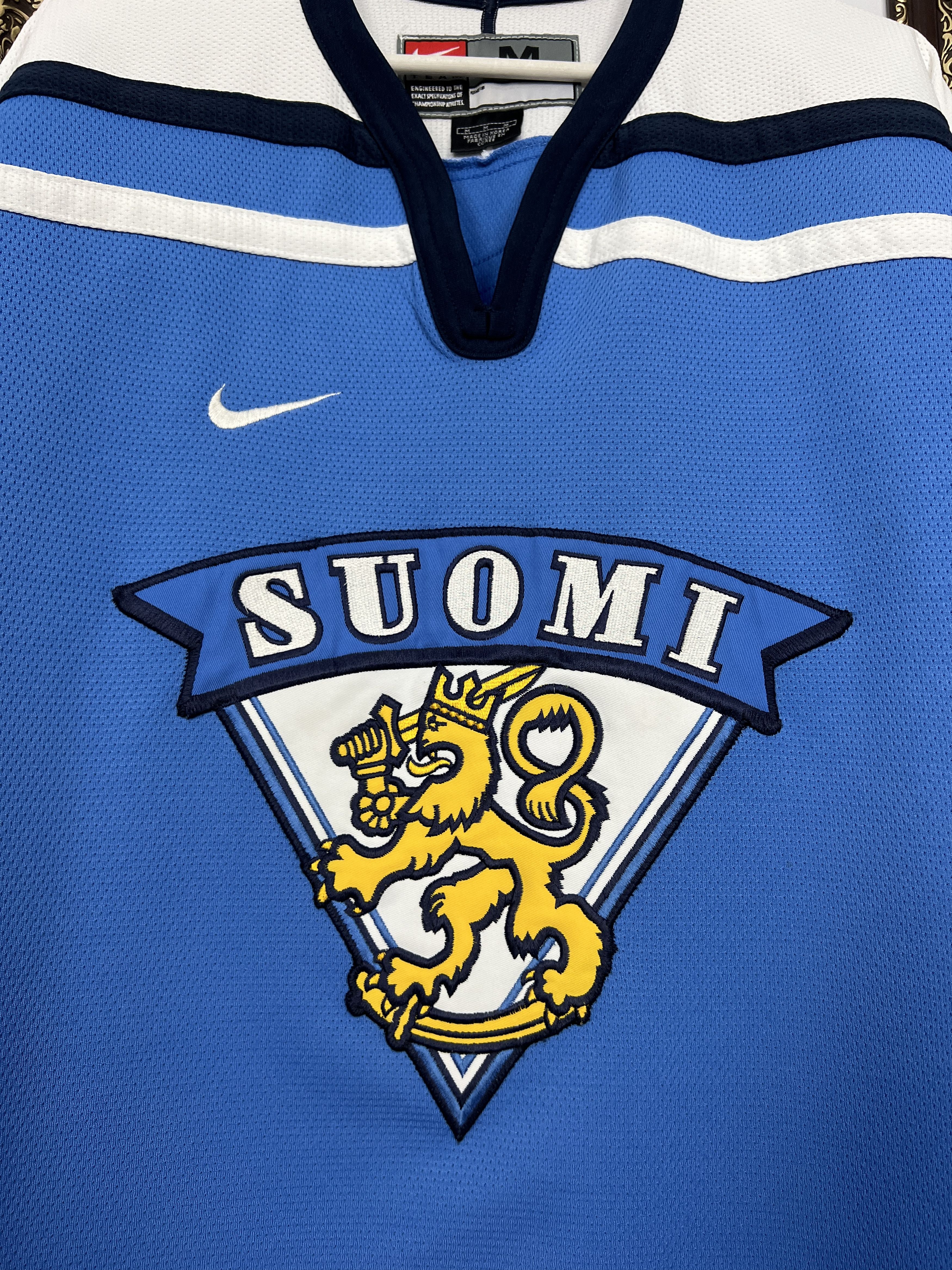 Nike Vintage Nike SUOMI Finland Ice Hockey National Team Jersey Size US M / EU 48-50 / 2 - 3 Thumbnail