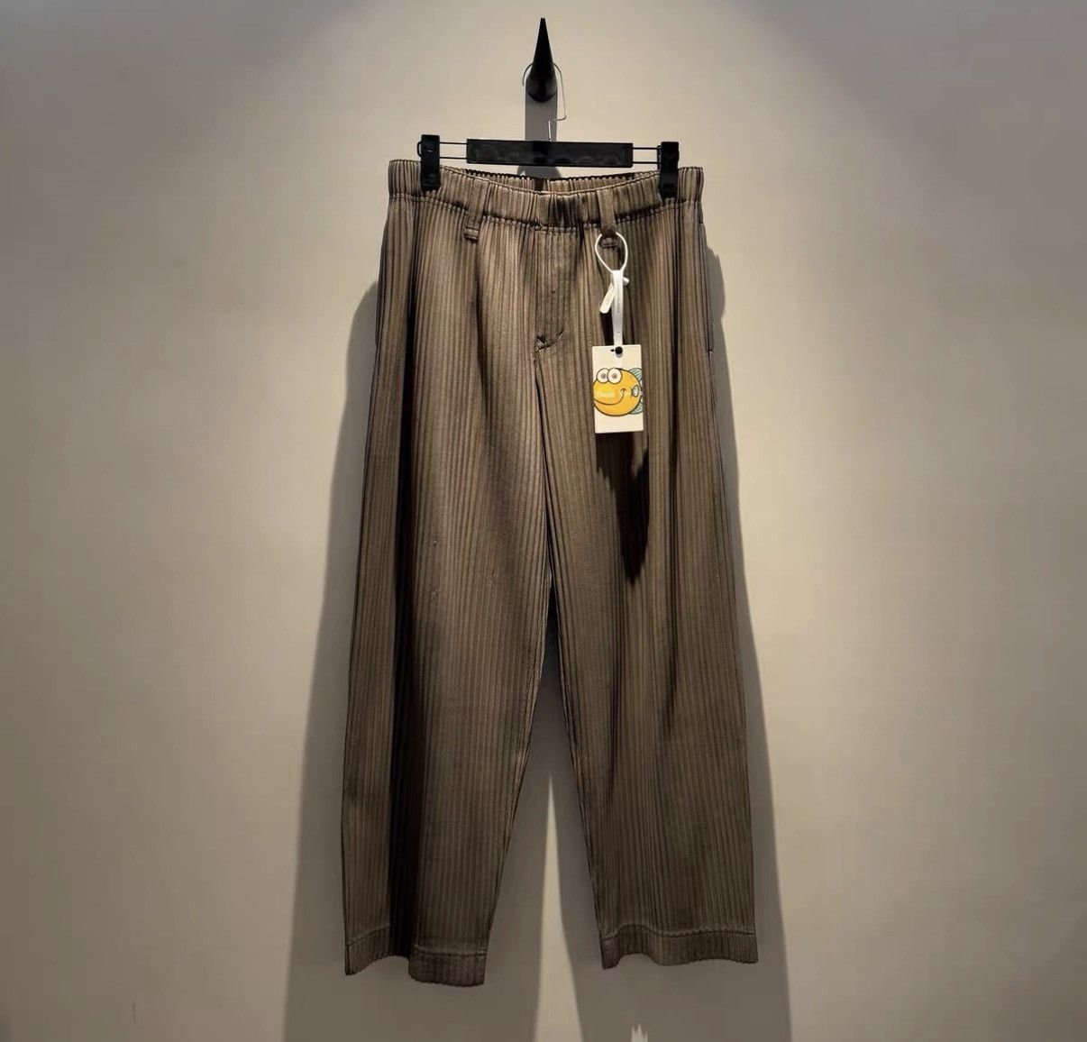 Issey Miyake Issey Miyake Pleated Classic Tailored Pants Size US 34 / EU 50 - 1 Thumbnail