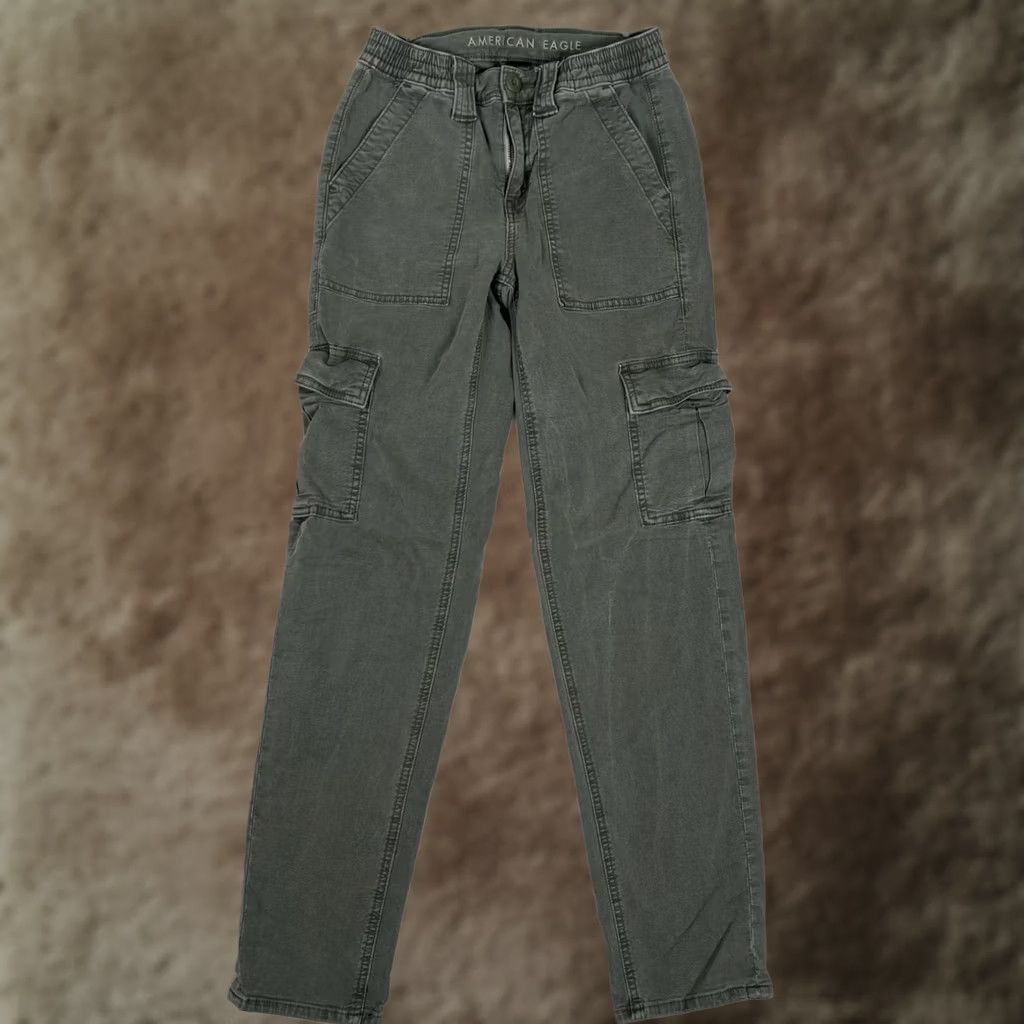 American Eagle Outfitters American Eagle Outfitters Cargo Pants Womens 00 Green Straight Leg Stretch Size 24" / US 00 / IT 34 - 1 Thumbnail