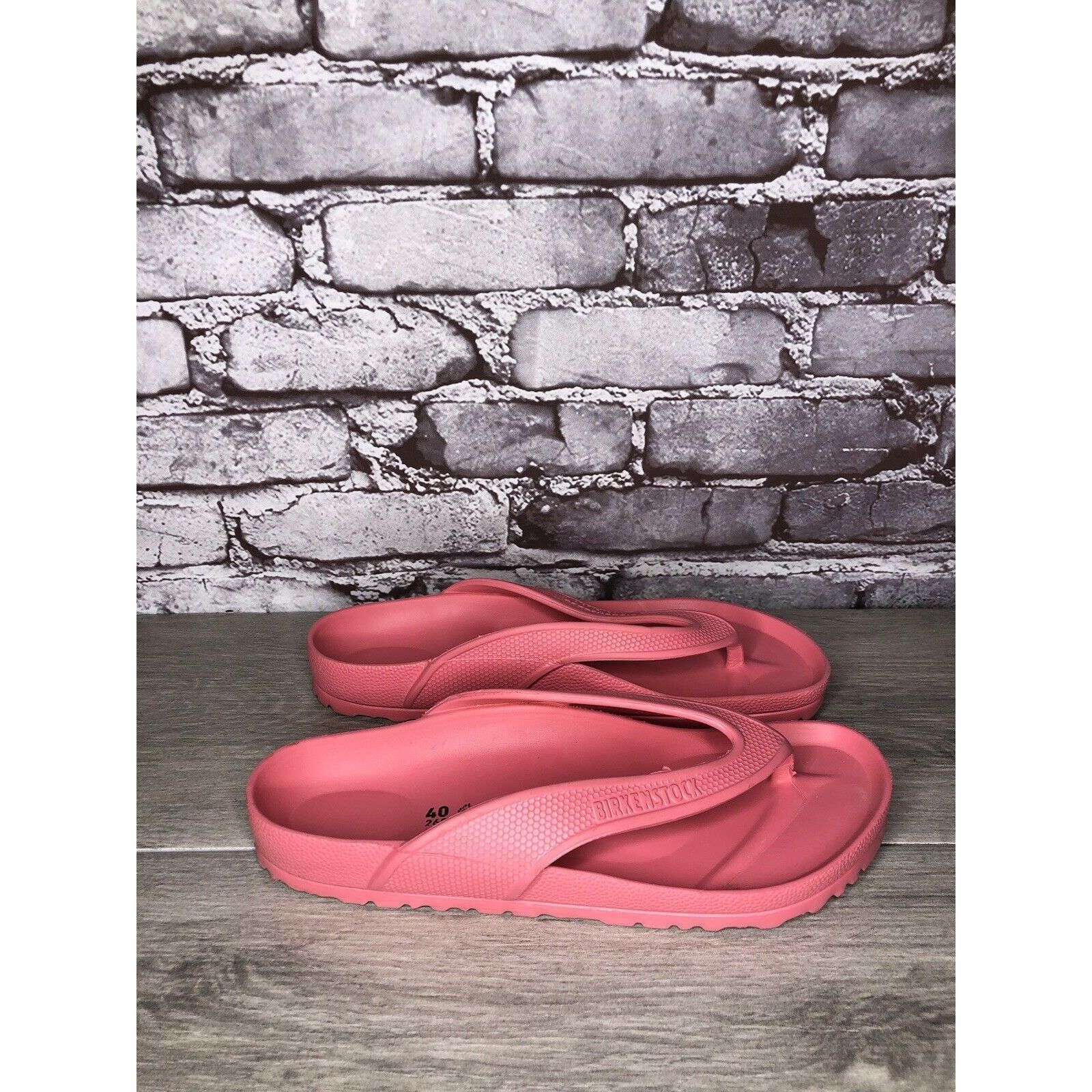 Birkenstock Birkenstock Honolulu Eva Lightweight Pink Thong FlipFlop San Size US 10 / IT 40 - 1 Thumbnail
