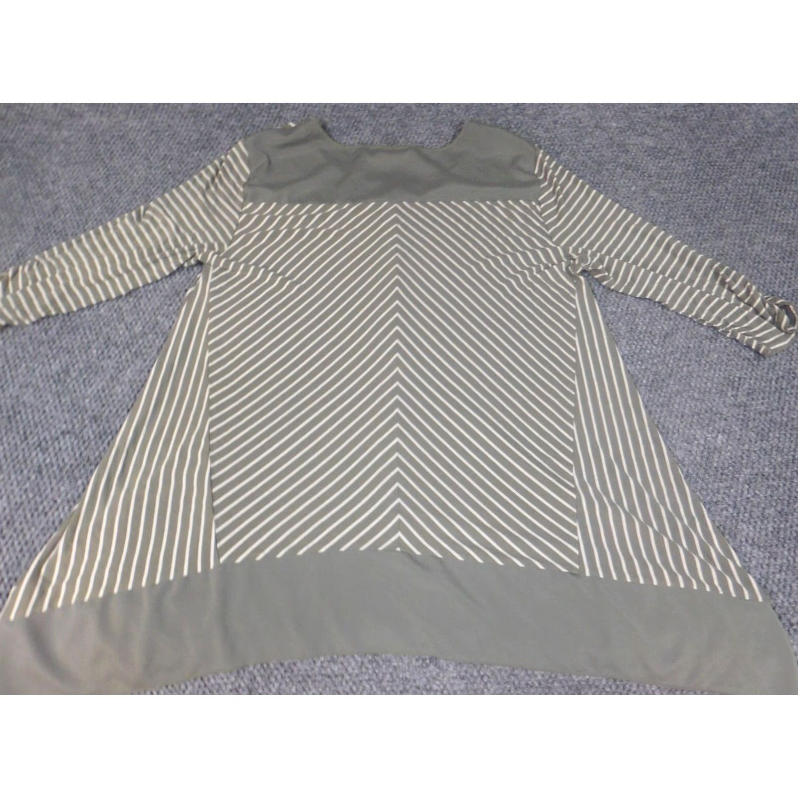 Vintage Chicos Blouse Shirt Womens Green Striped Crew Neck Long Sleeve Knit Rayon Pullover Stretch Regular Size 3 Casual Buttoned Vintage: No Size XS / US 0-2 / IT 36-38 - 7 Thumbnail
