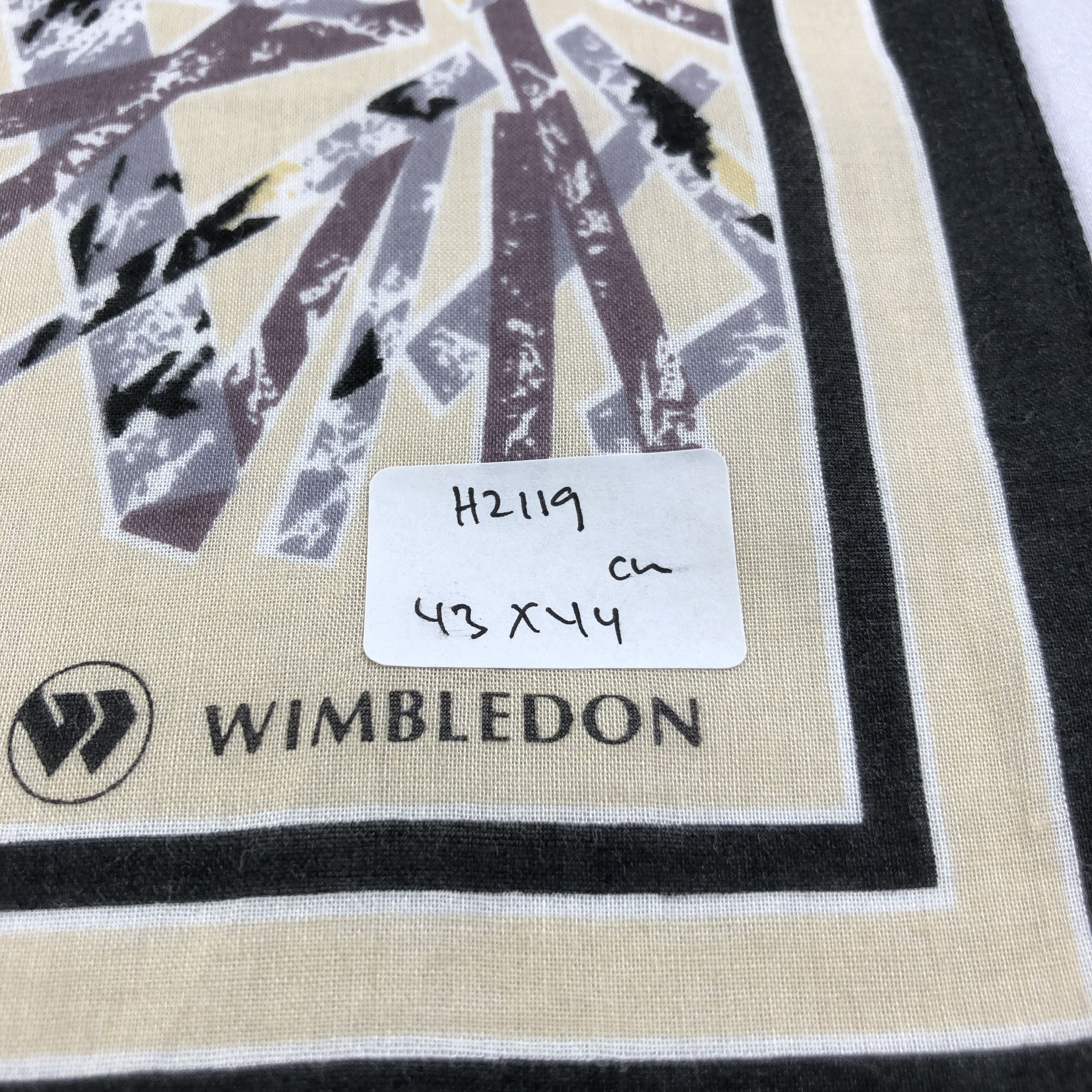 Vintage Wimbledon Abstract Handkerchief Neckerchief Bandana H2119 Size ONE SIZE - 5 Thumbnail