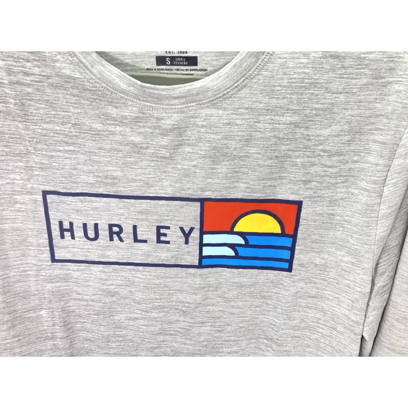 Hurley Hurley UV TShirt Men Size S Gray Long Sleeve Moisture Wicking Pullover NWOT Size US S / EU 44-46 / 1 - 4 Thumbnail
