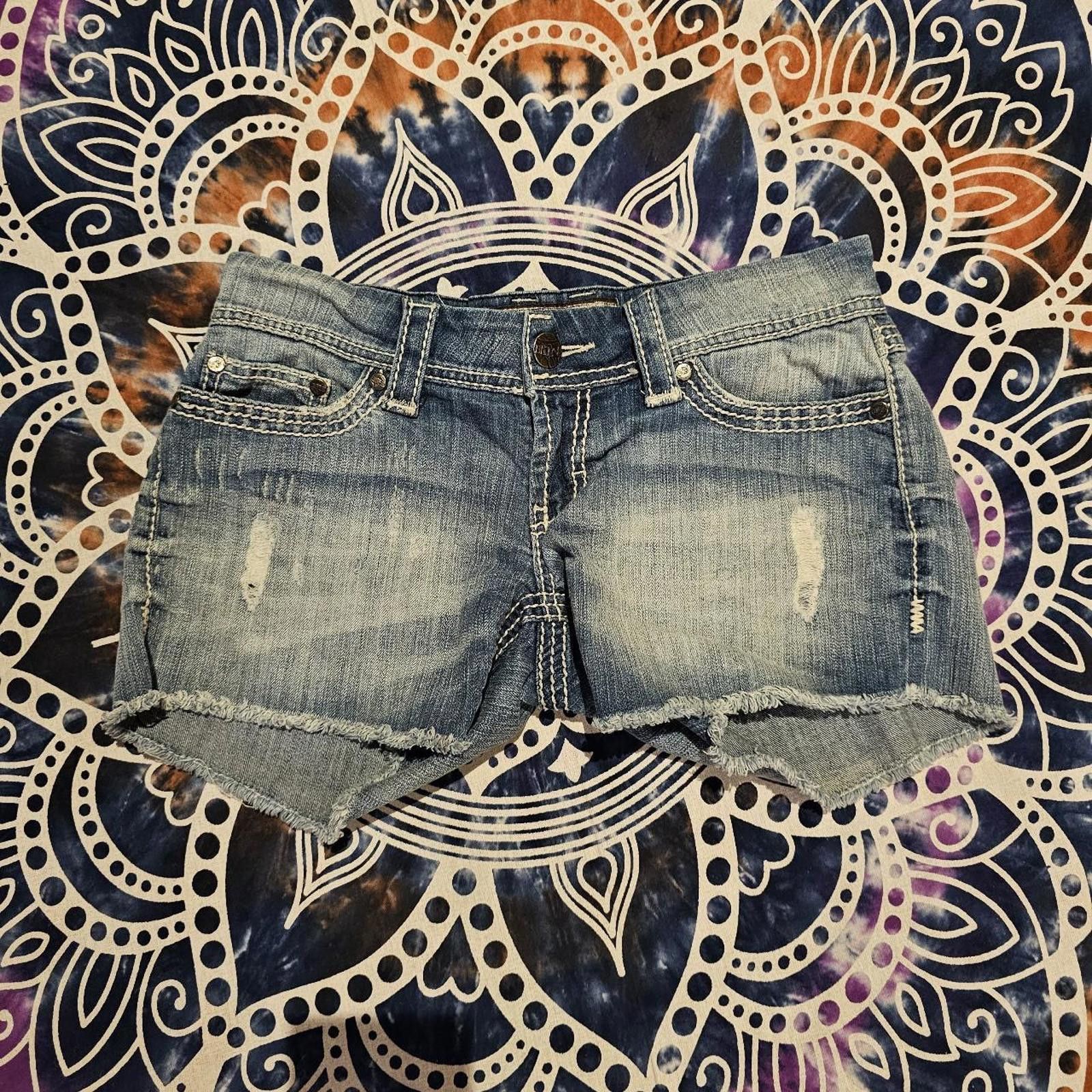 BKE BKE Sabrina Women's Blue Jean Cutt-off Shorts Size 27" / US 4 / IT 40 - 1 Thumbnail