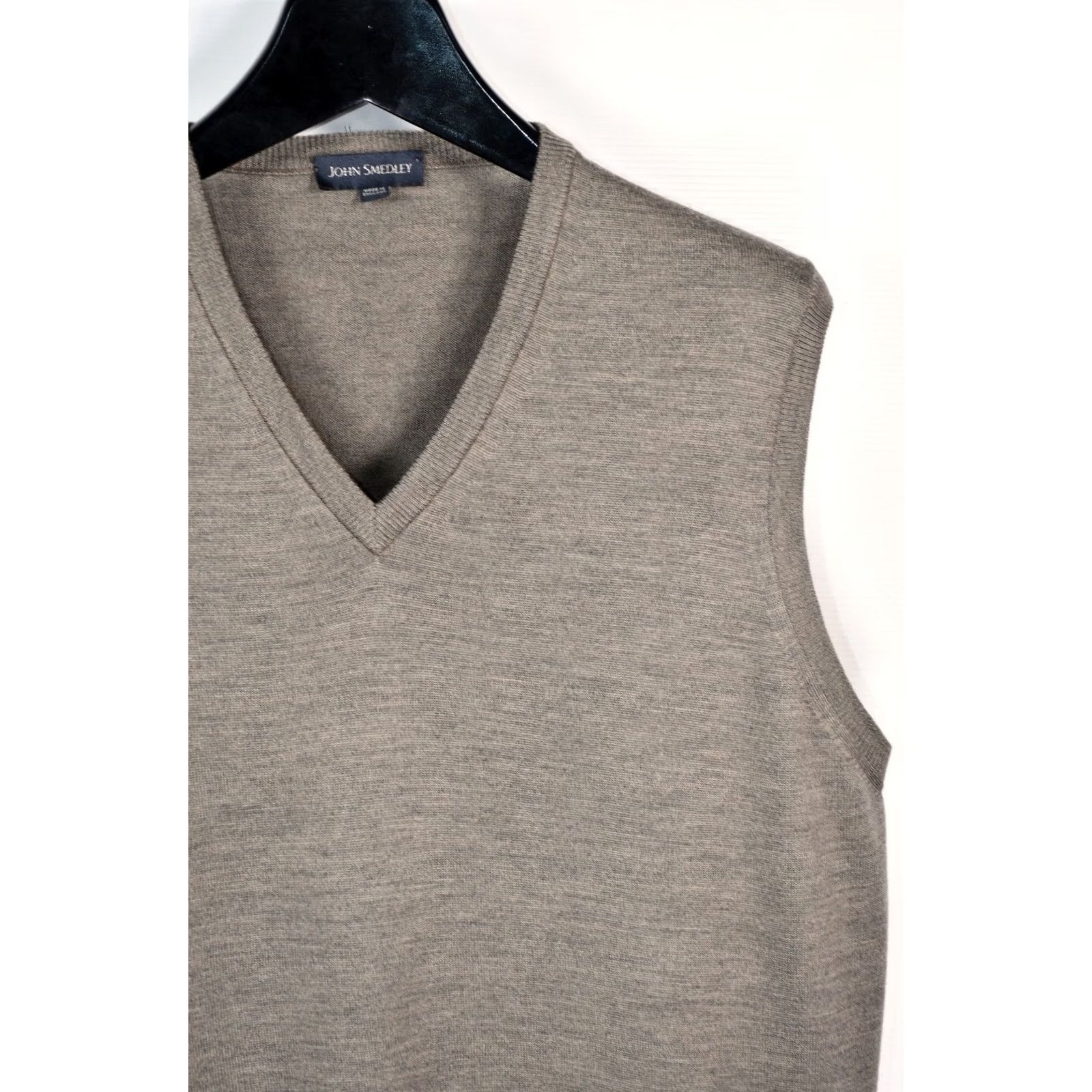 John Smedley John Smedley Merino Wool Vest Sweater L Men Brown V-Neck Jacket Style Shirt Size US L / EU 52-54 / 3 - 8 Thumbnail