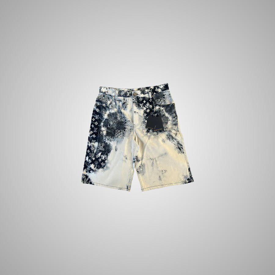 Louis Vuitton LOUIS VUITTON BLUE BLEACHED BANDANA MONOGRAM DENIM SHORTS Size US 32 / EU 48 - 1 Thumbnail