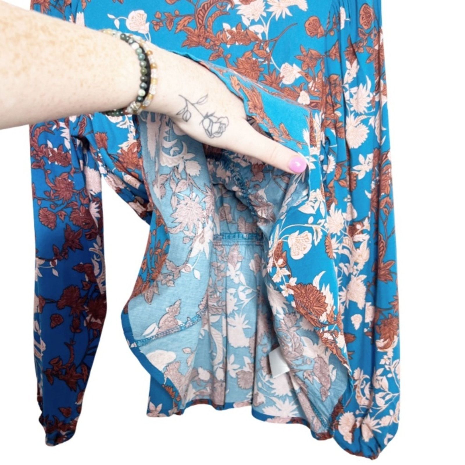 Other New with Tag Womens Andree by Unit Blue Floral Ruffle Blouse Size S / US 4 / IT 40 - 9 Thumbnail