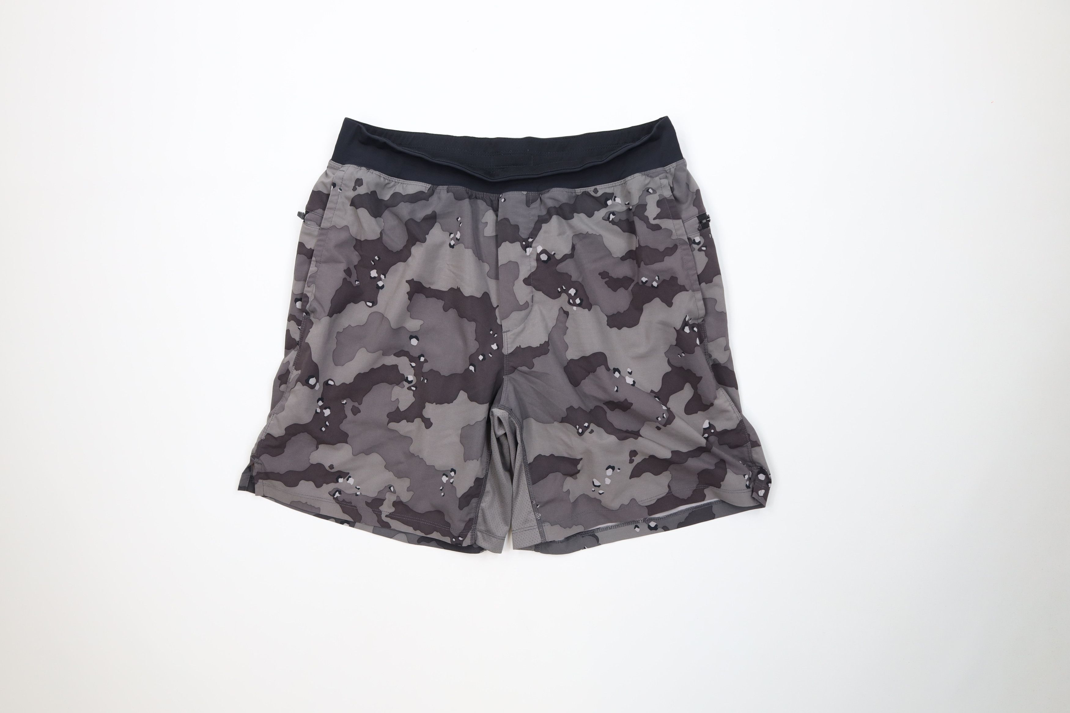 Fabletics Fabletics Stretch Lined Running Jogging Shorts Camouflage Size US 32 / EU 48 - 1 Thumbnail