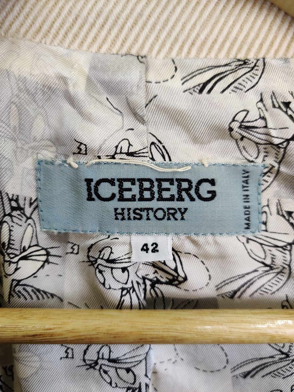 Iceberg Vintage 90's Iceberg History Bug Bunny Double Breasted Coat Size US M / EU 48-50 / 2 - 11 Thumbnail