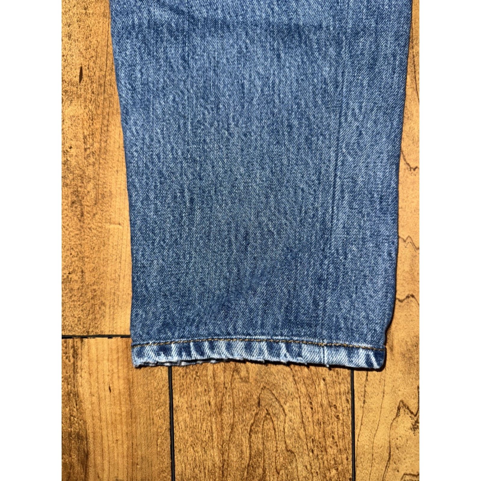 Levi's VINTAGE Levi’s 501 Jeans Straight Button Fly Distressed Denim Blue 36x26 Mens Size US 36 / EU 52 - 3 Thumbnail