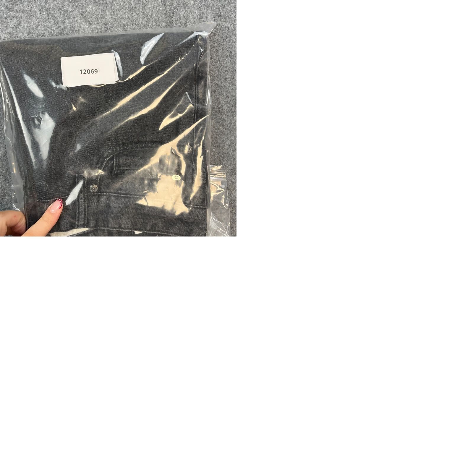 Hugo Boss HUGO BOSS Jeans Regular Straight 31 Dark Grey 100% Cotton Men Jeans Size US 31 - 9 Thumbnail