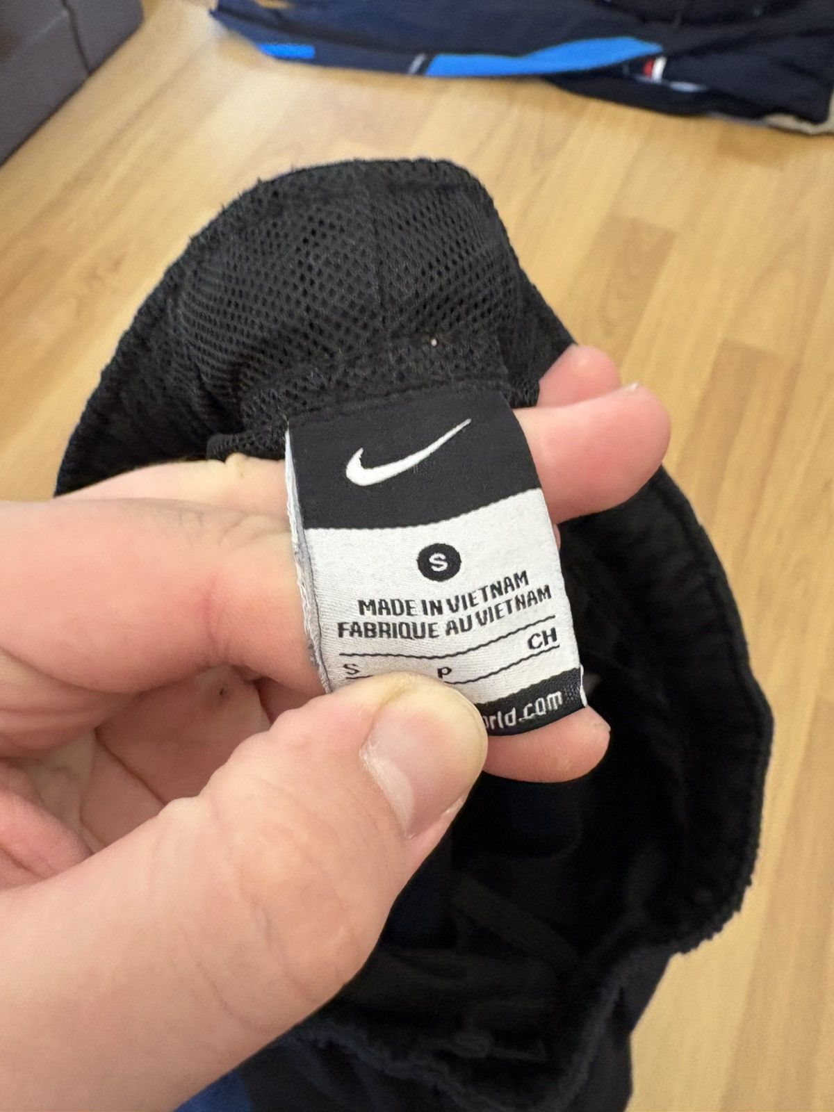 Nike Nike vintage nylon pants Size US 33 - 3 Thumbnail