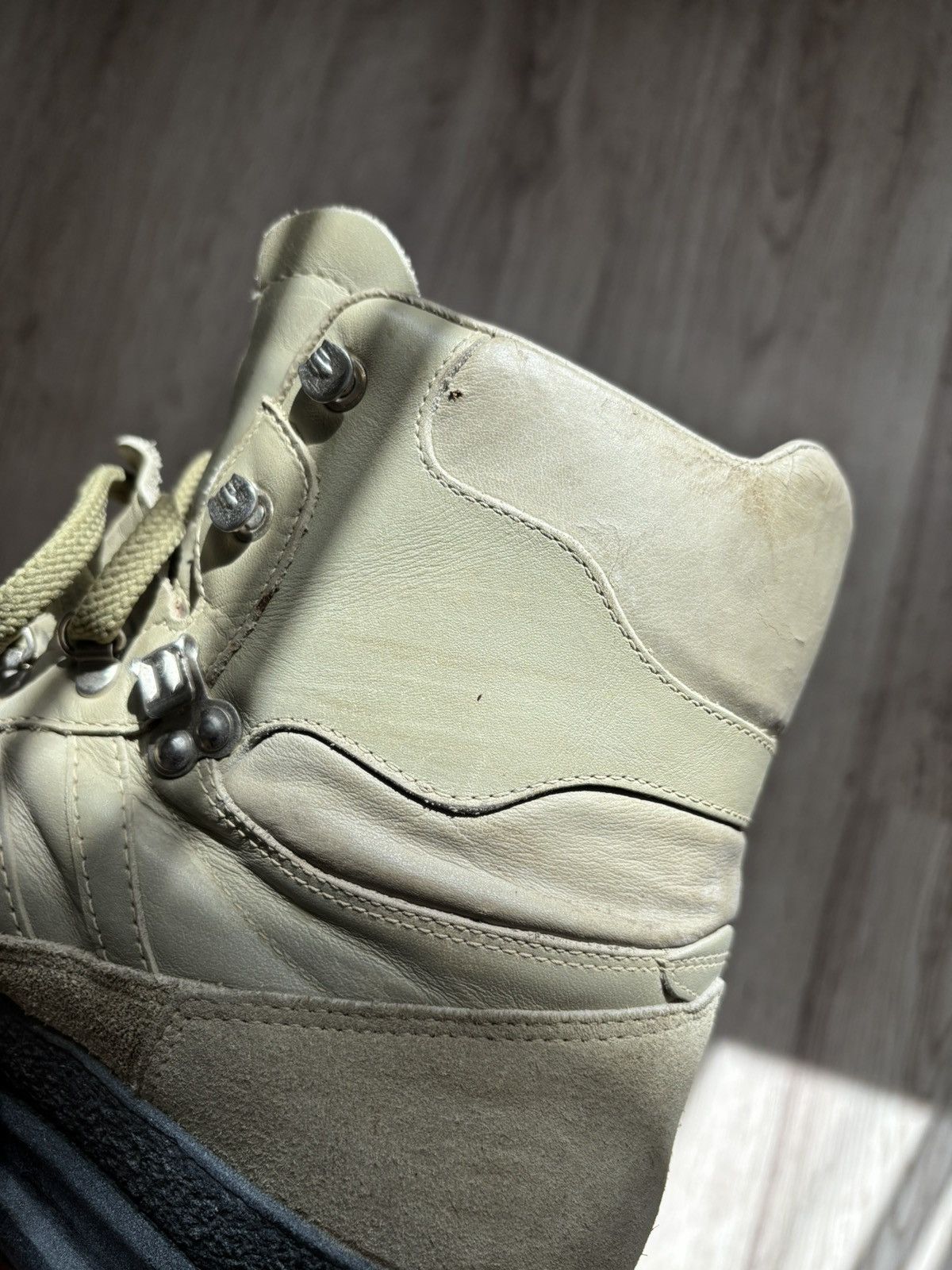 Adidas Vintage 80s Adidas Alaska Trekking Boots Made in Yugoslavia Size US 7 / EU 40 - 14 Thumbnail