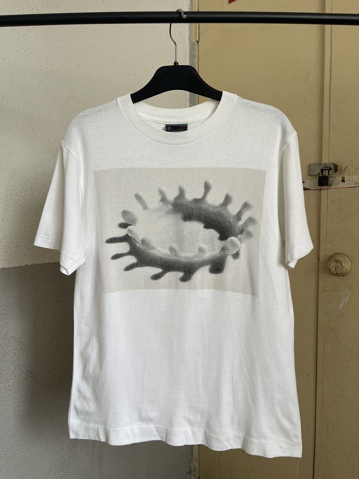Bape Vintage 2002 Bape Hiroshi Nomura Oakley Logo Bape Gallery Size US S / EU 44-46 / 1 - 1 Thumbnail