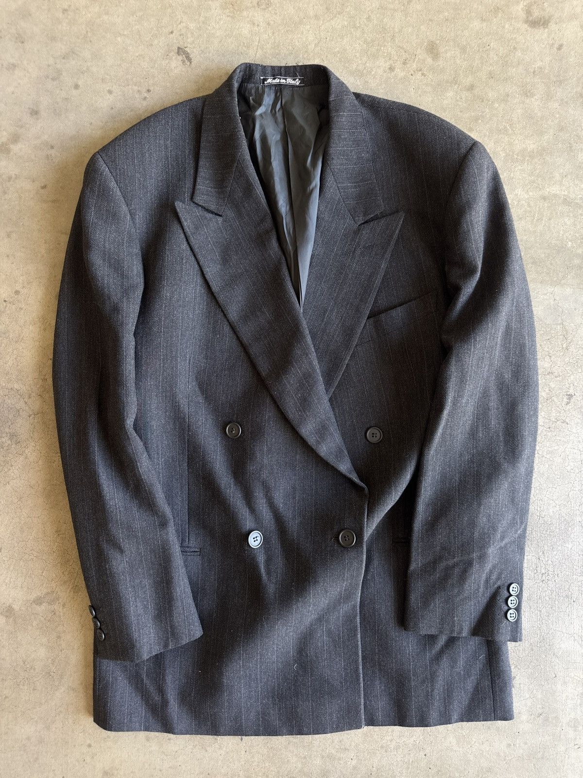 Giorgio Armani Giorgio Armani Made in Italy Pinstripe DB Peak Lapel Jacket Size 42L - 1 Thumbnail