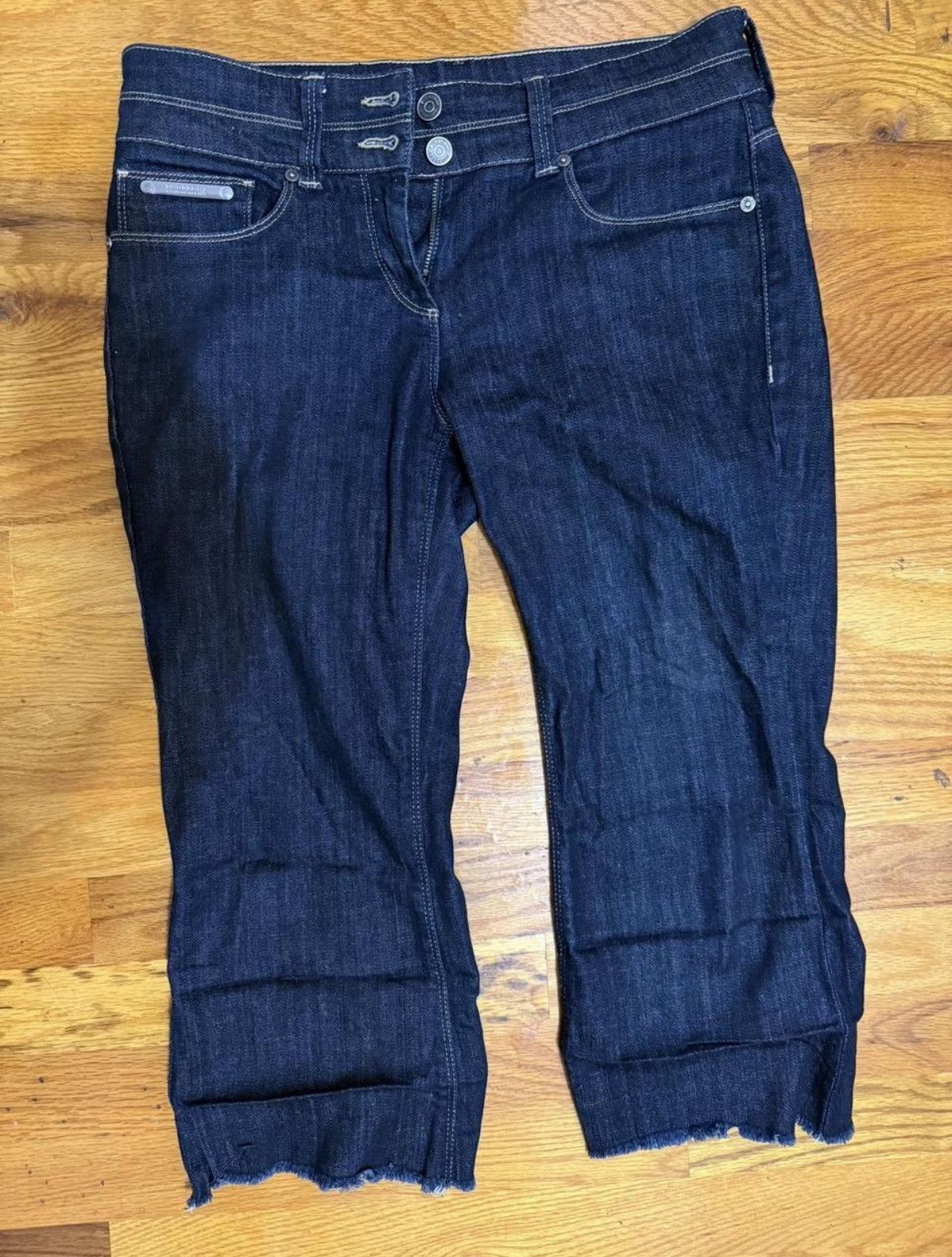 Burberry Burberry Capri Jeans Size 26" / US 2 / IT 38 - 1 Thumbnail