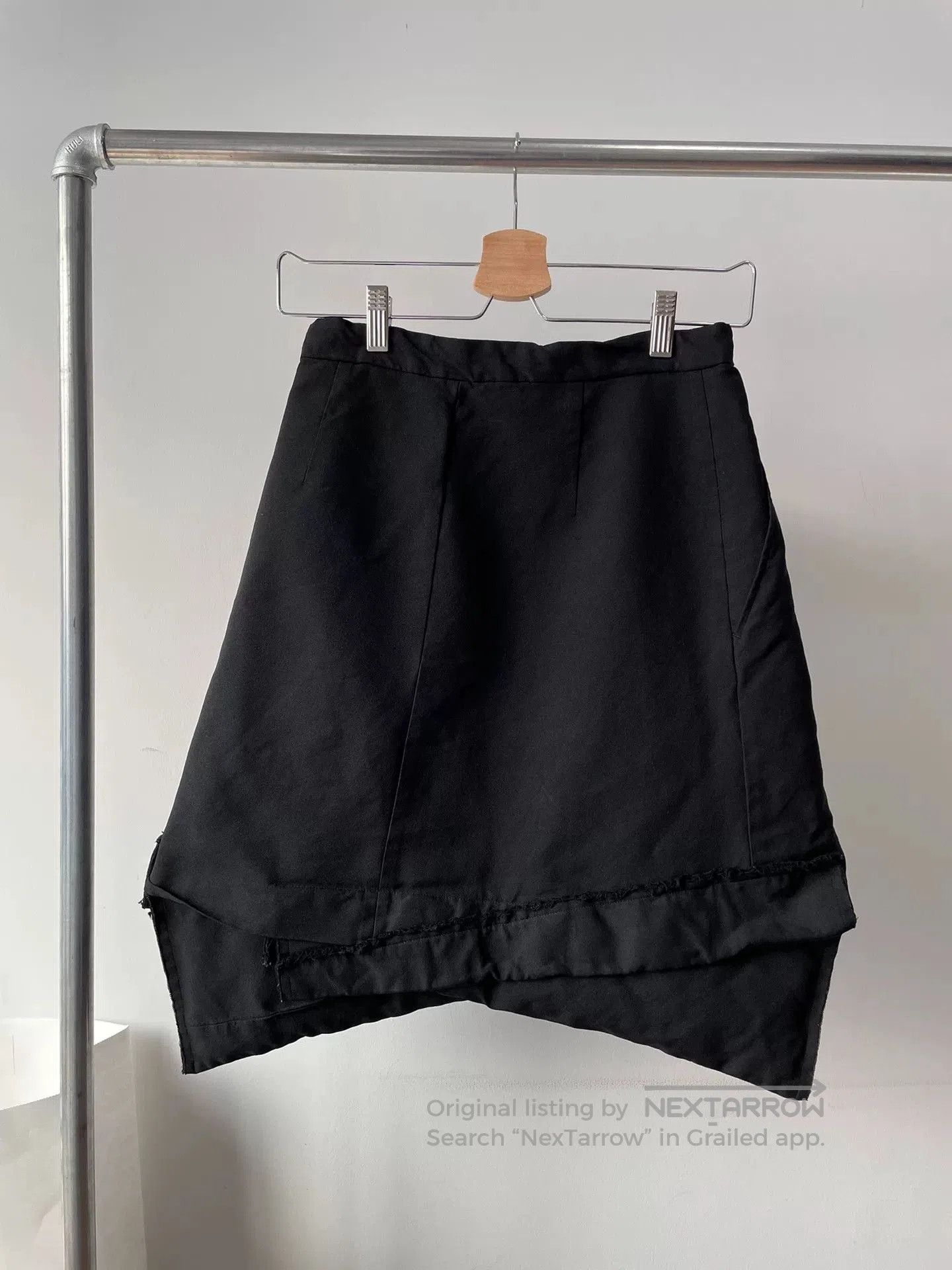 Comme des Garcons Comme des Garcons Padded Short Skirt. Size 33" - 2 Thumbnail