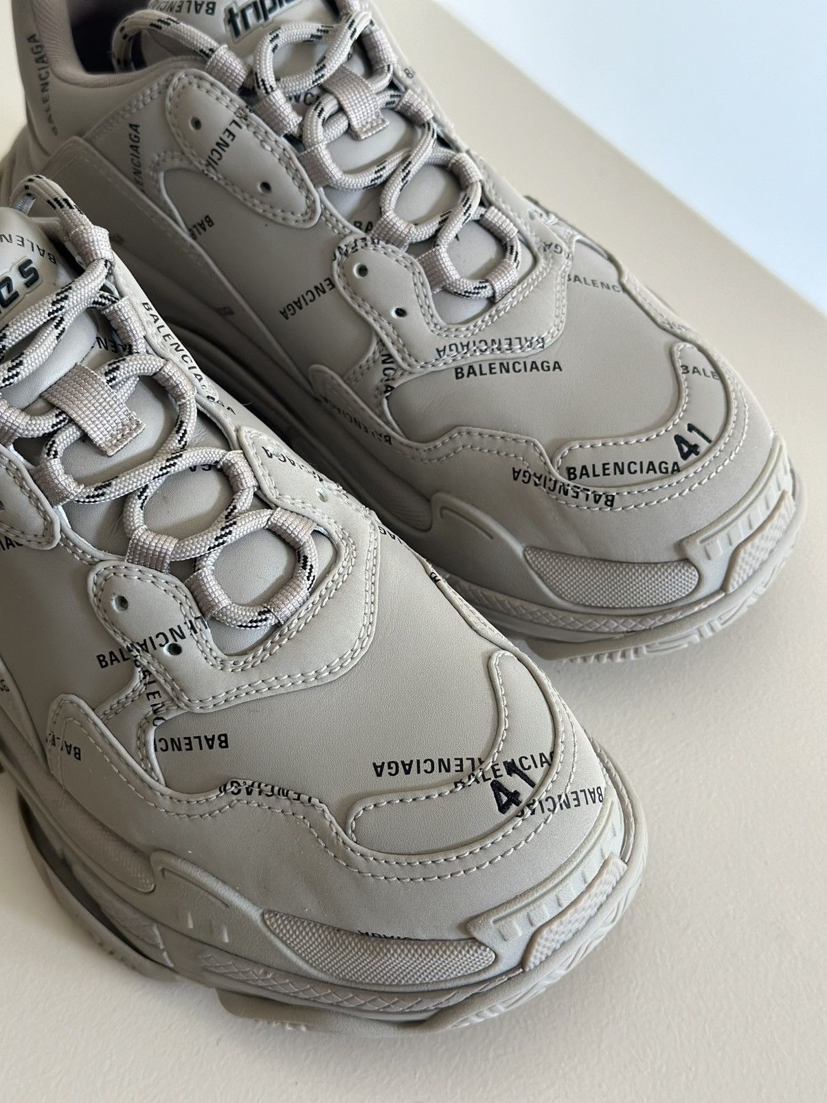 Balenciaga Balenciaga Triple S All Over Logo Sneaker Size US 8 / EU 41 - 7 Thumbnail
