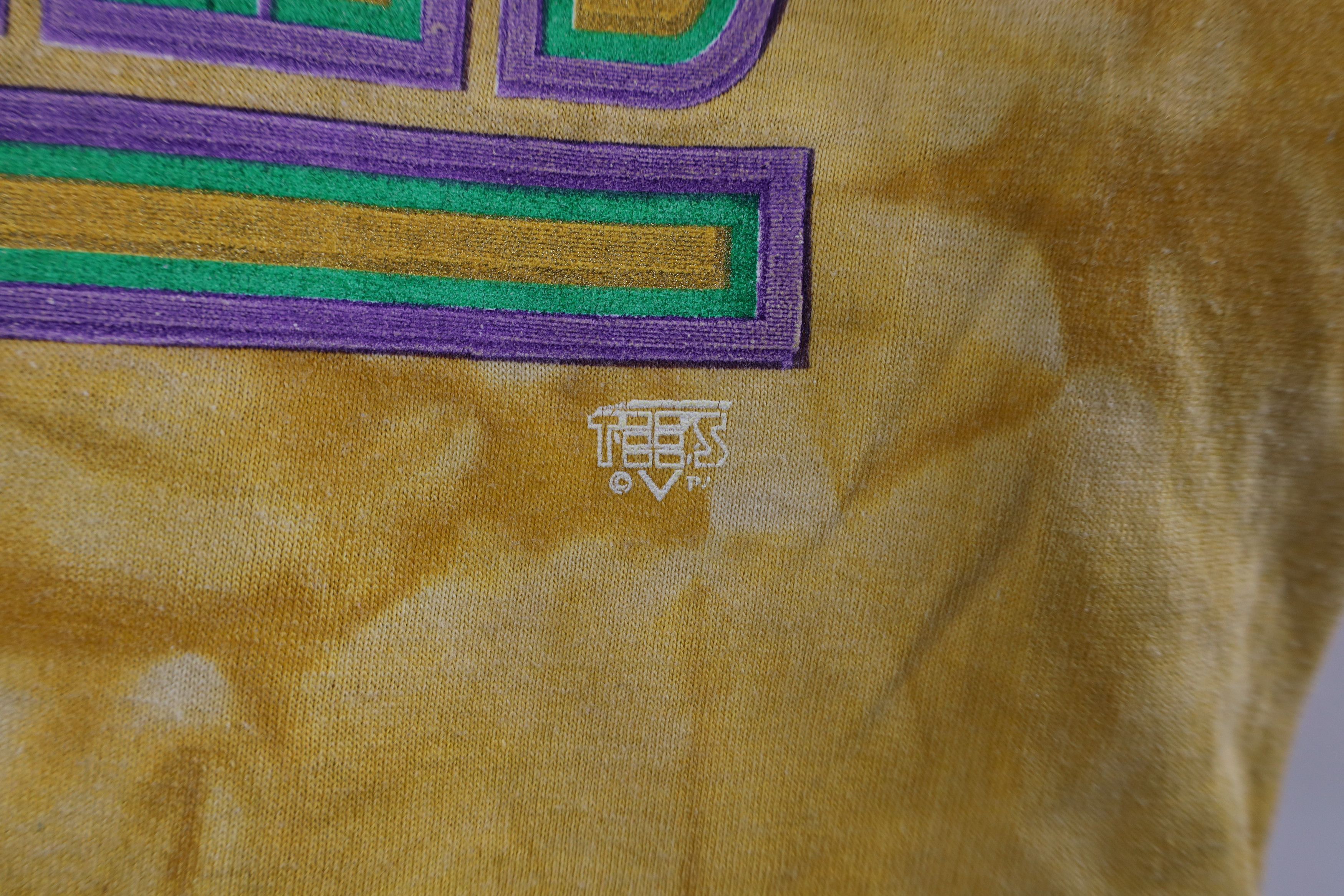 Vintage Vintage 90s Streetwear Mardi Gras Acid Wash T-Shirt Gold USA Size US XL / EU 56 / 4 - 6 Thumbnail