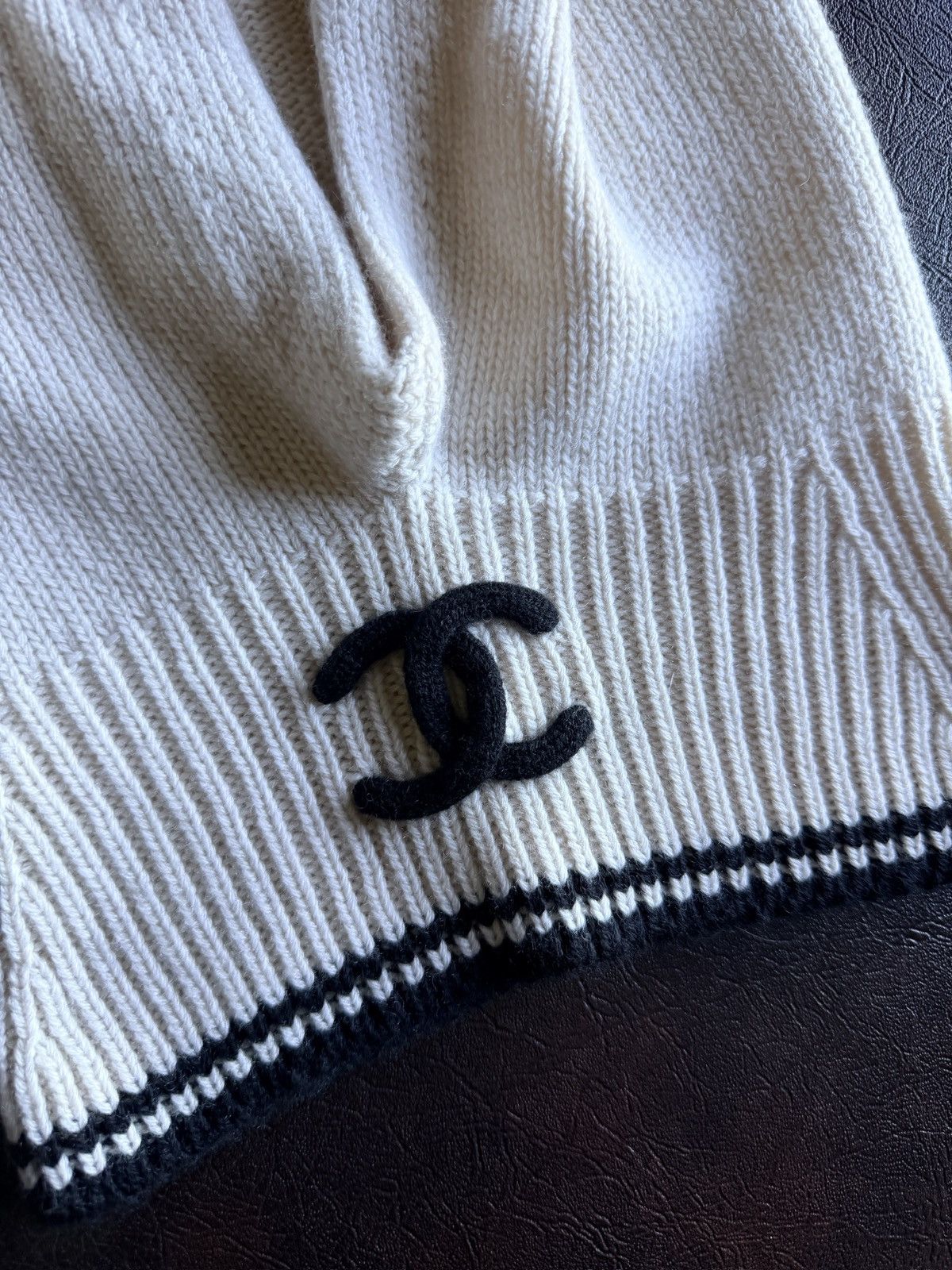 Chanel Chanel Cashmere Balaclava Face Mask Size ONE SIZE - 2 Thumbnail