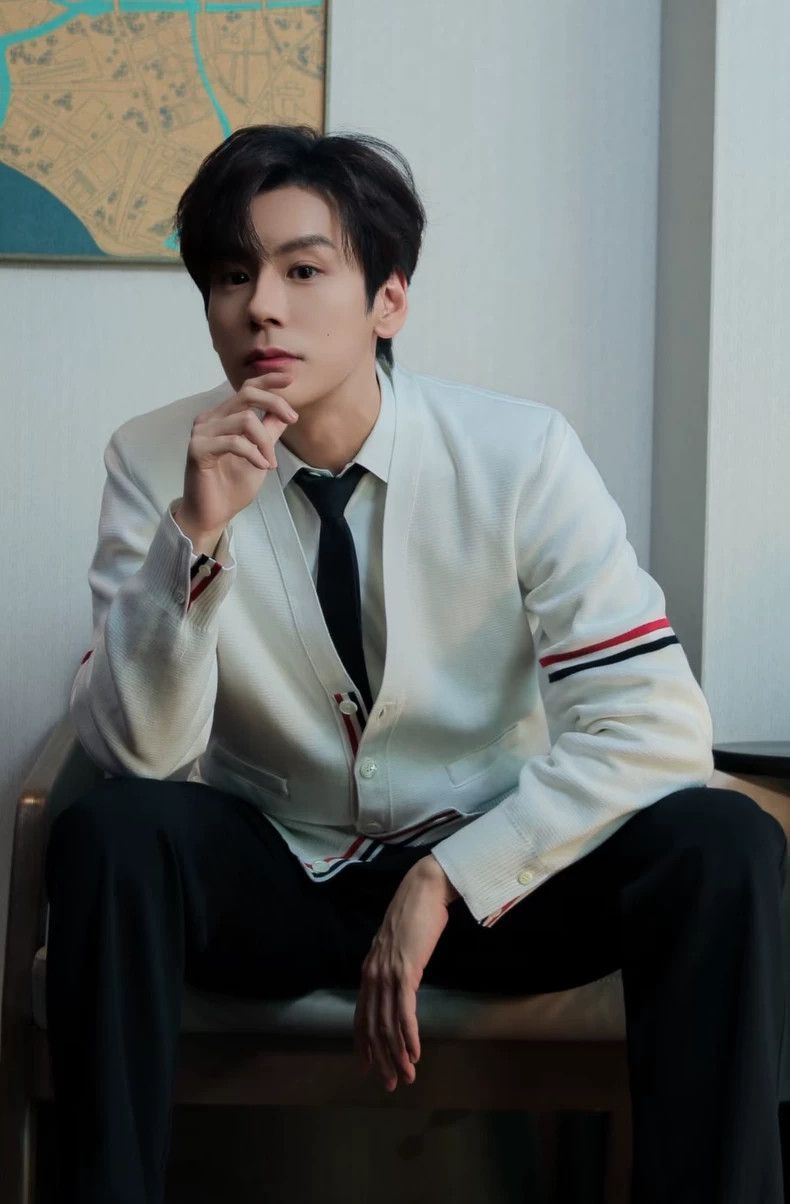 Thom Browne Thom Browne Classic white double-sleeved cardigan jacket 2 Size US S / EU 44-46 / 1 - 9 Thumbnail