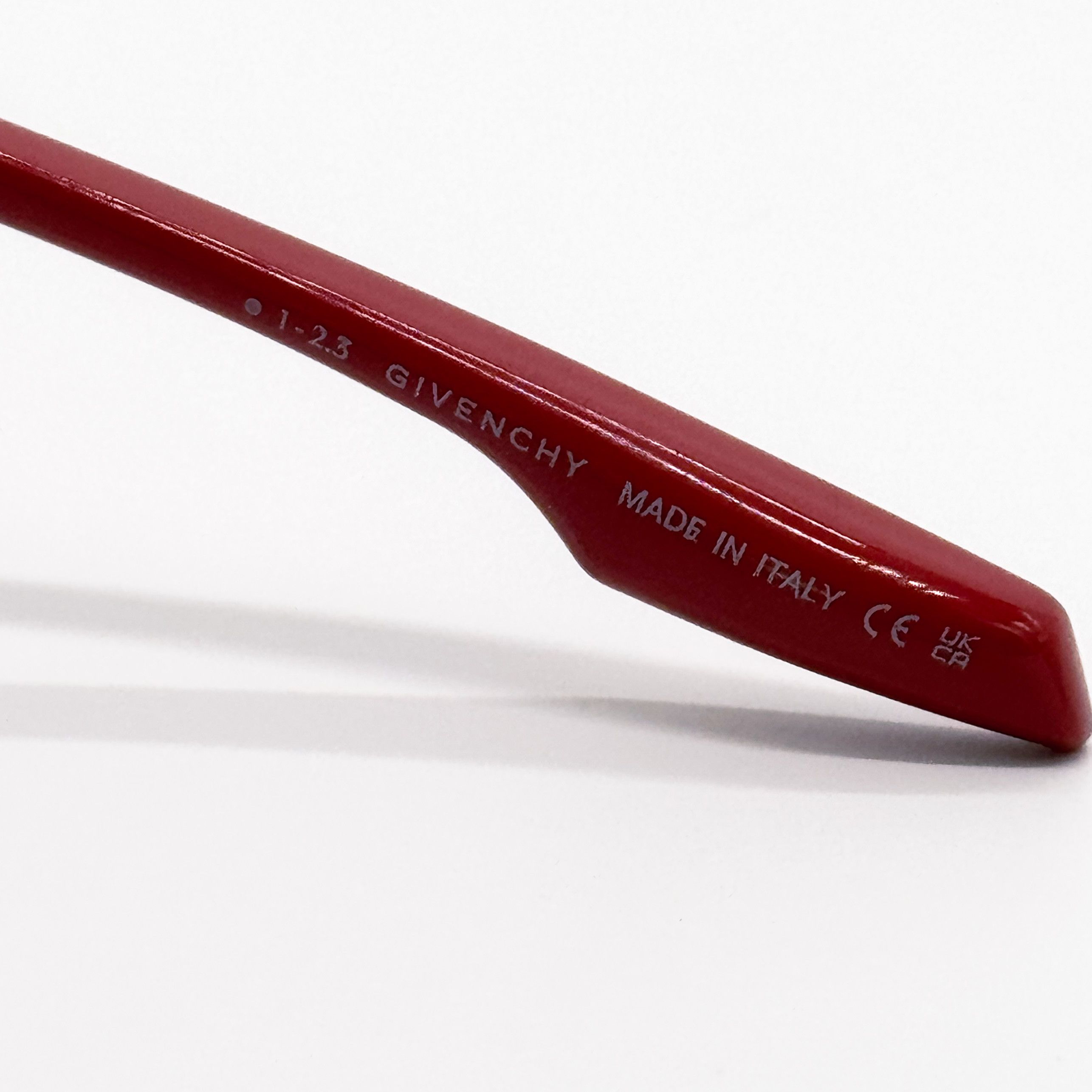 Givenchy NEW GV40049U 66A GIVENCHY UNISEX RED SUNGLASSES Size ONE SIZE - 9 Thumbnail