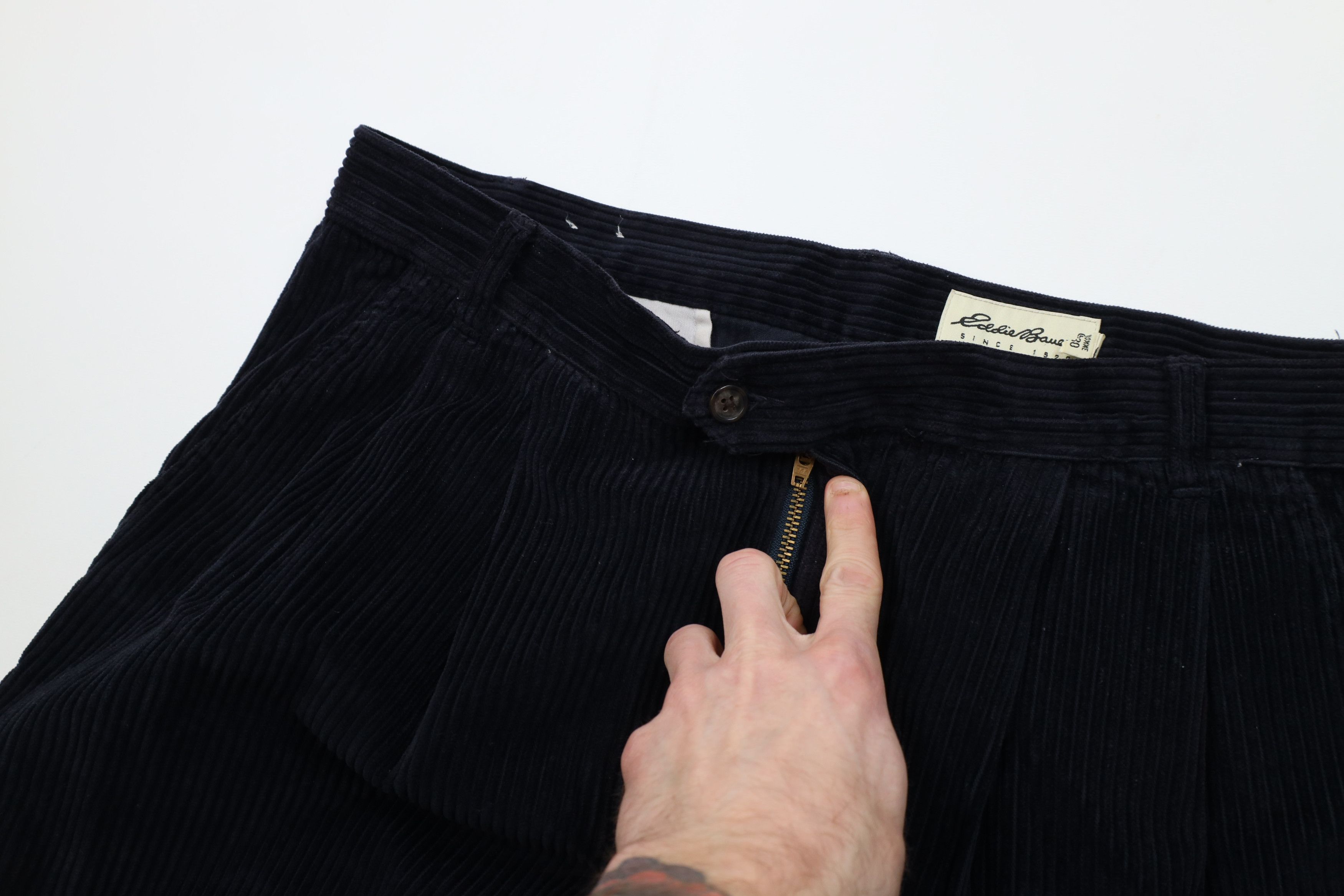 Eddie Bauer Vintage 90s Eddie Bauer Wide Leg Corduroy Pants Navy Blue Size US 38 / EU 54 - 6 Thumbnail