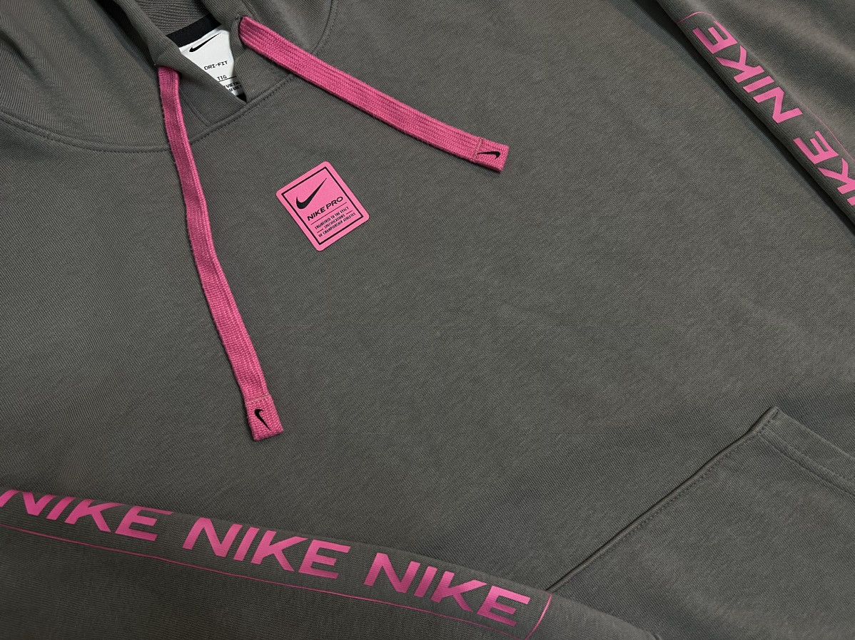 Nike Nike pro dri-FIT get fit felpa XXL, oversized Size US XL / EU 56 / 4 - 5 Thumbnail
