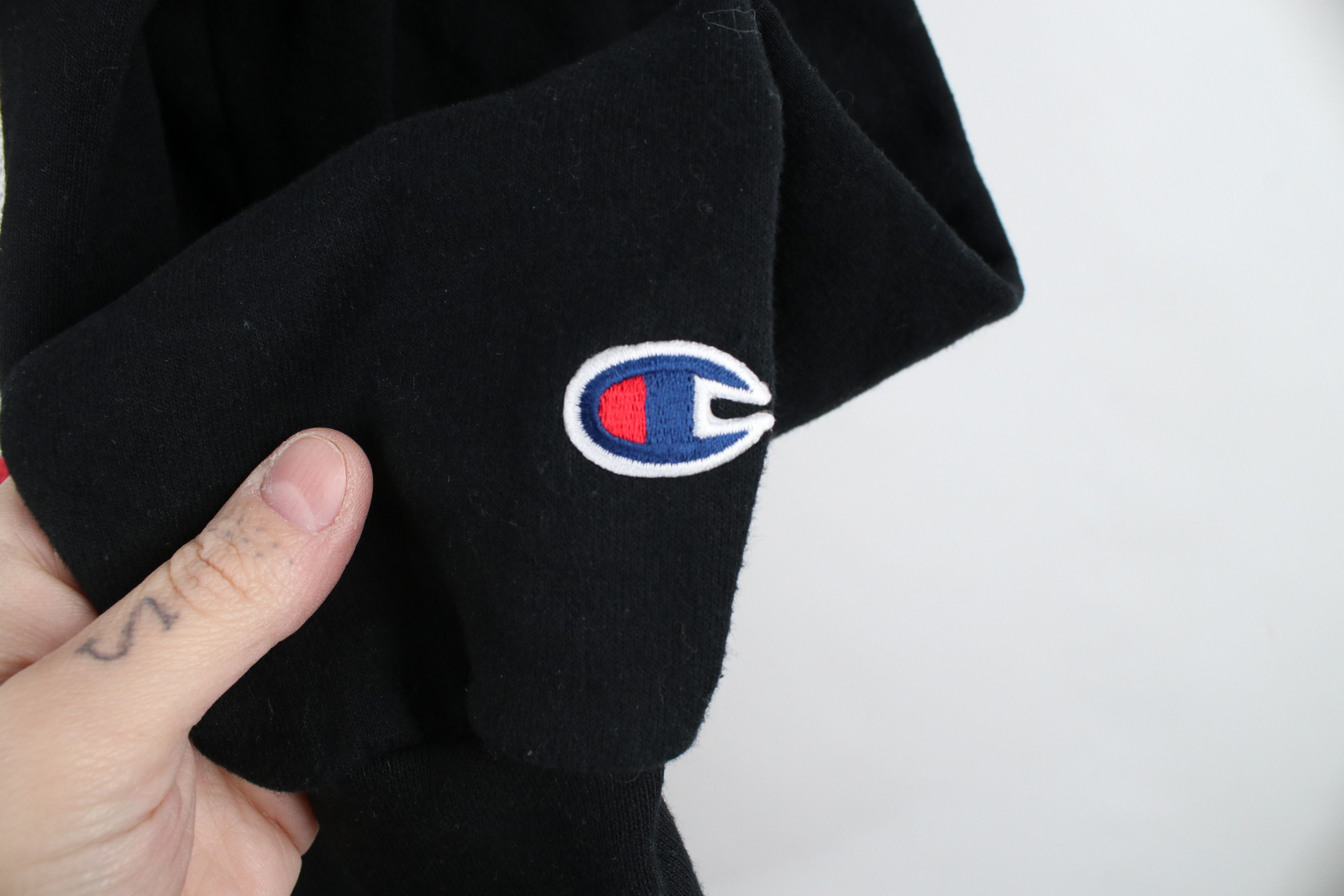Champion × Vintage Vintage Y2K Champion University of Wisconsin Sweatshirt Size US S / EU 44-46 / 1 - 6 Thumbnail